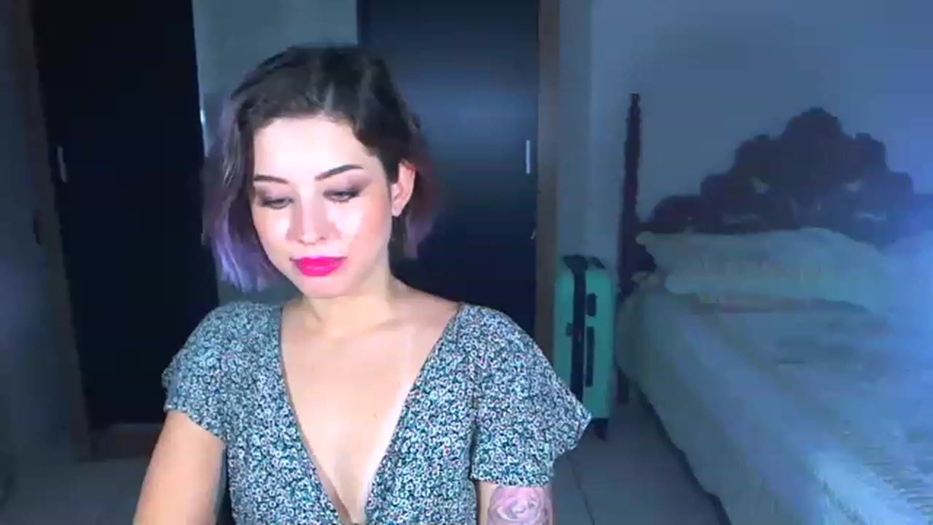 Gallery image thumbnail from FetishFoxx's myfreecams stream on, 06/13/2023, 24:34 image 14 of 20