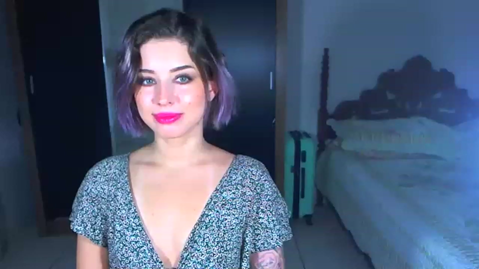 Gallery image thumbnail from FetishFoxx's myfreecams stream on, 06/13/2023, 24:34 image 15 of 20
