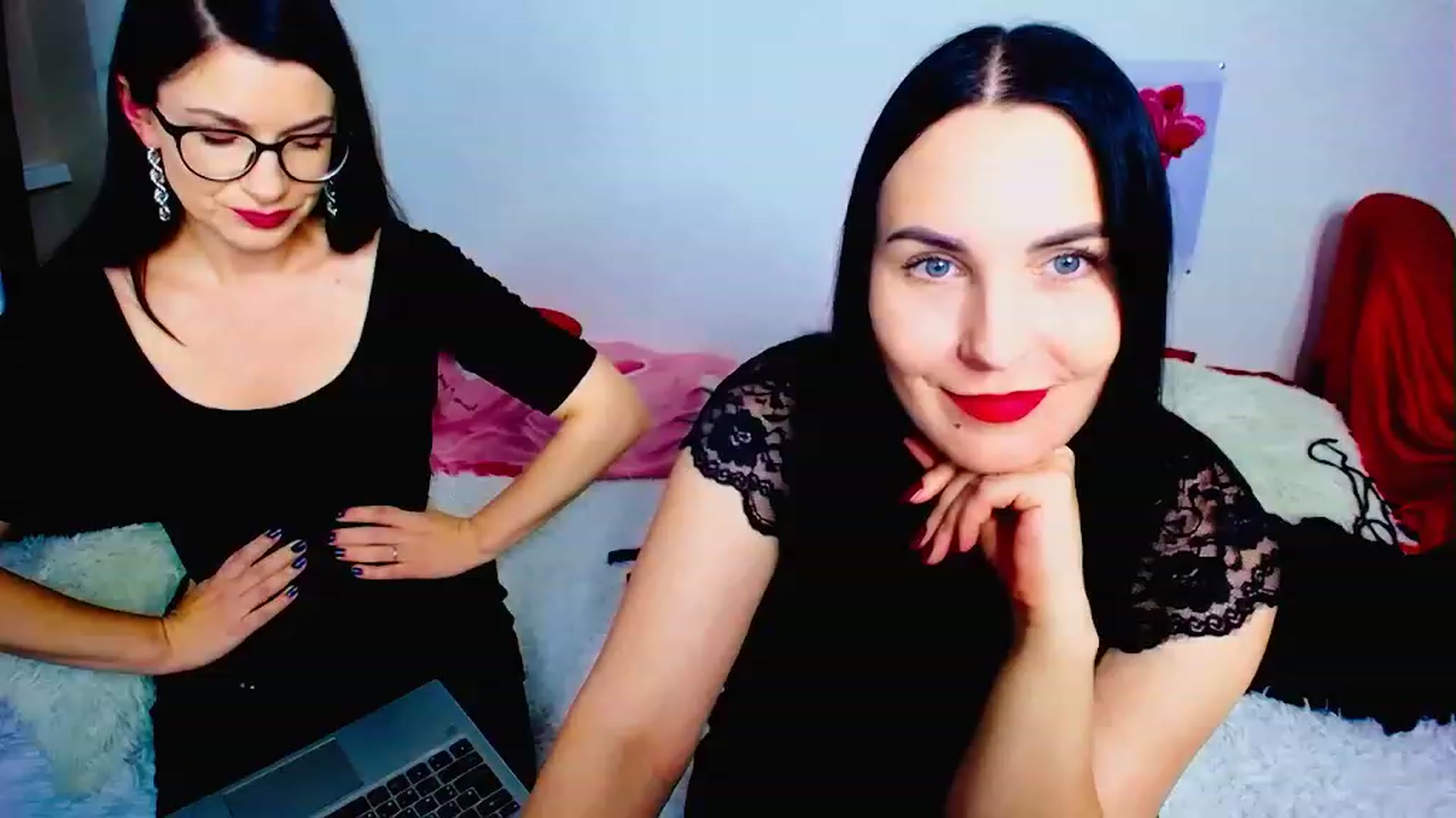 Gallery image thumbnail from FetishesQueen's myfreecams stream on, 10/31/2023, 18:25 image 15 of 20