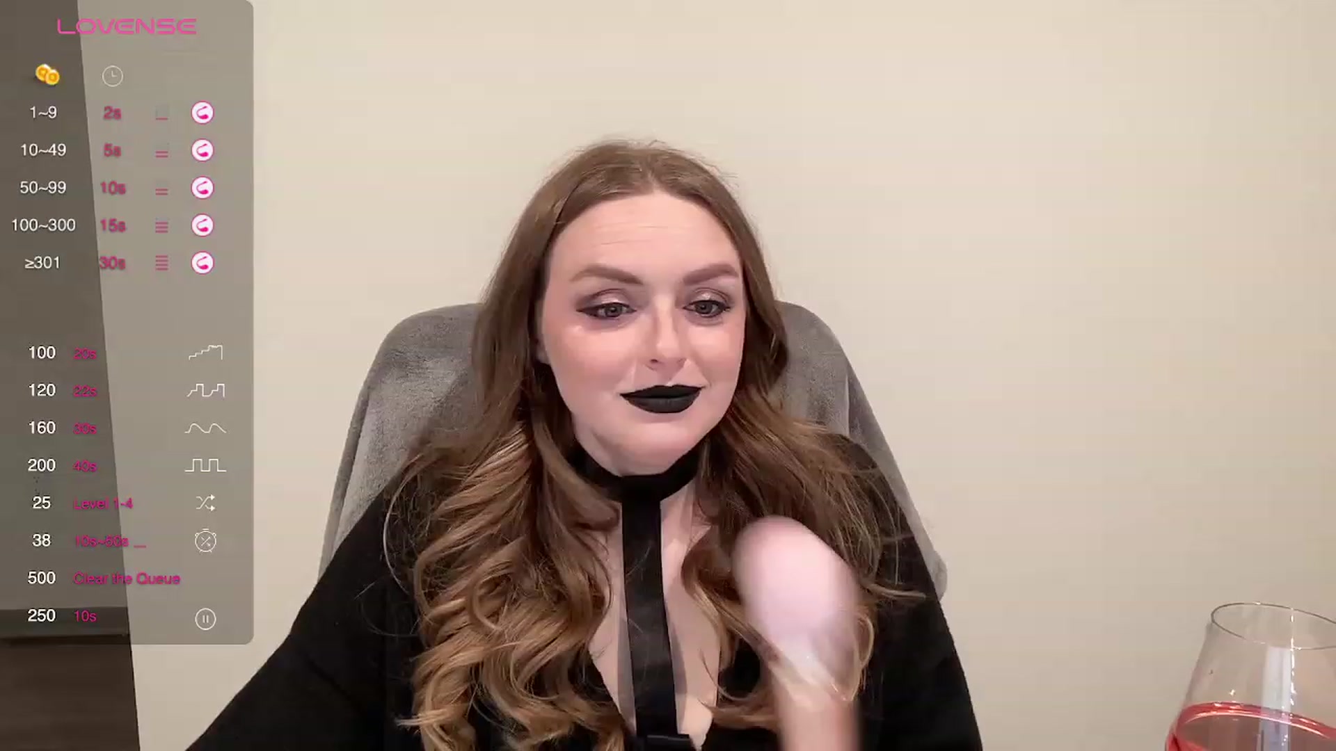 Gallery image thumbnail from Feyre's myfreecams stream on, 02/17/2024, 04:33 image 6 of 20