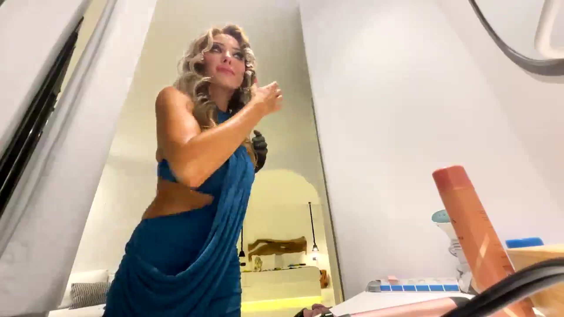 Gallery image thumbnail from FiaFjaril's myfreecams stream on, 10/10/2025, 16:32 image 19 of 20