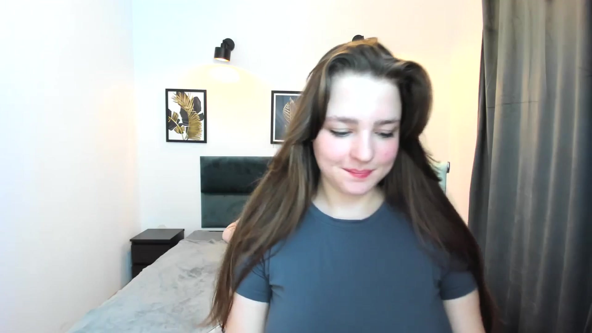 Gallery image thumbnail from FiaFox's myfreecams stream on, 04/05/2024, 18:06 image 6 of 20
