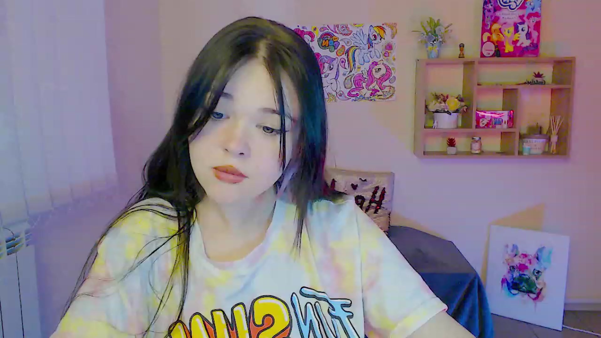 Gallery image thumbnail from Fialka_a's myfreecams stream on, 06/03/2023, 12:19 image 17 of 20