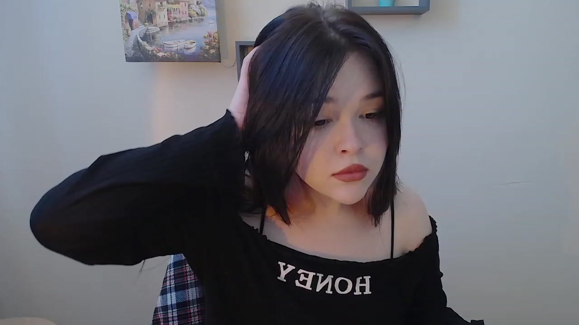 Gallery image thumbnail from Fialka_a's myfreecams stream on, 06/04/2023, 11:52 image 17 of 20