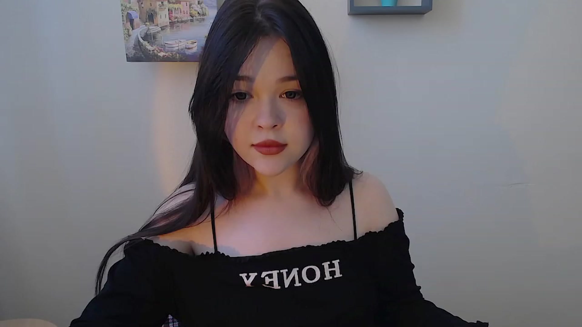 Gallery image thumbnail from Fialka_a's myfreecams stream on, 06/04/2023, 11:52 image 15 of 20
