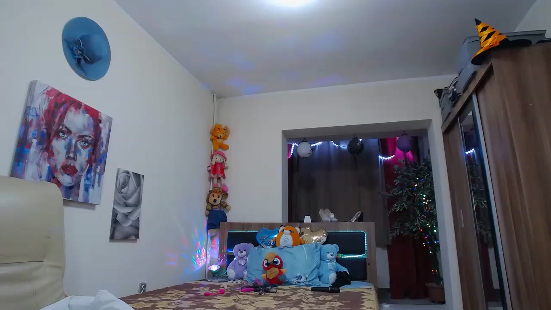 Gallery image thumbnail from Fiama77's myfreecams stream on, 11/15/2022, 01:40 image 15 of 20