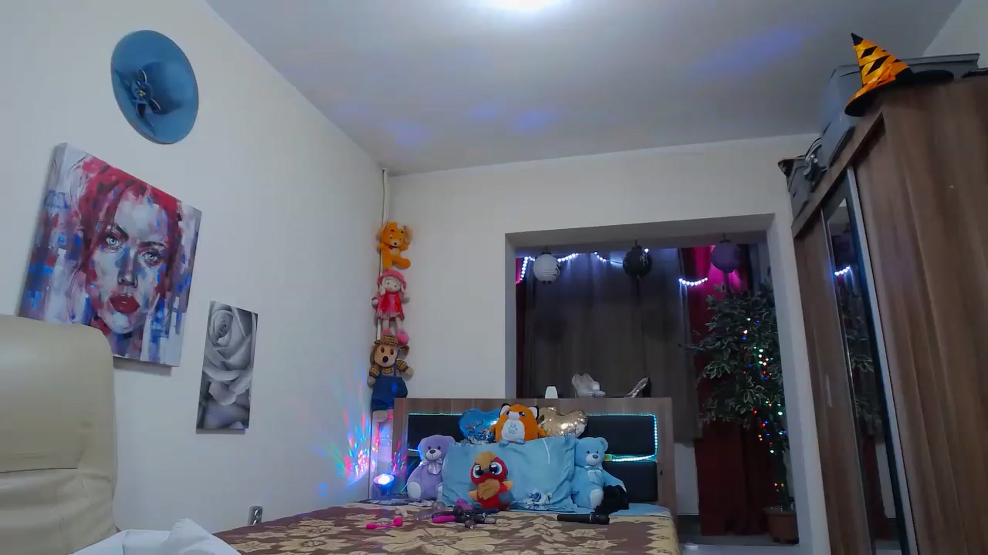 Gallery image thumbnail from Fiama77's myfreecams stream on, 11/15/2022, 01:40 image 16 of 20