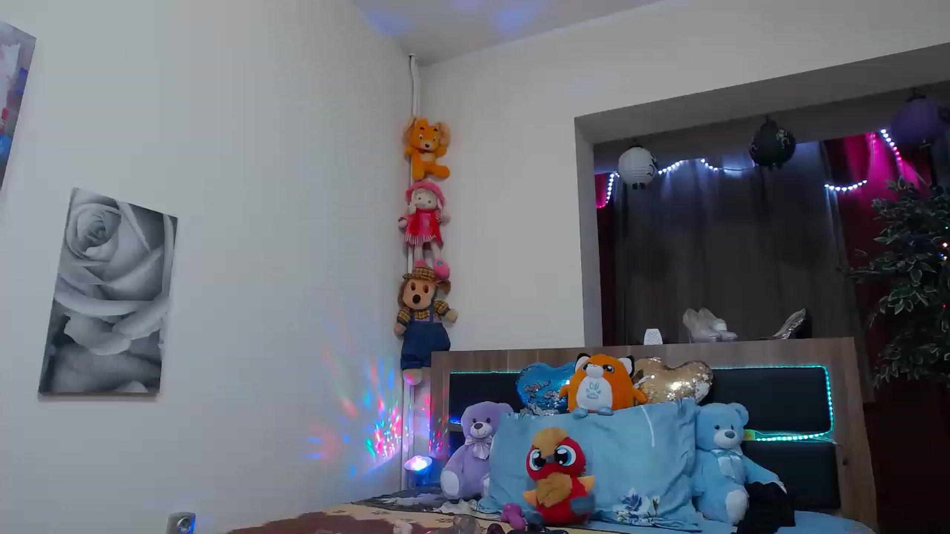 Gallery image thumbnail from Fiama77's myfreecams stream on, 11/15/2022, 04:31 image 15 of 20