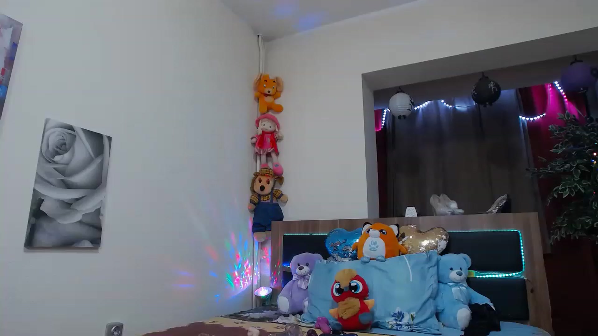 Gallery image thumbnail from Fiama77's myfreecams stream on, 11/15/2022, 04:31 image 16 of 20