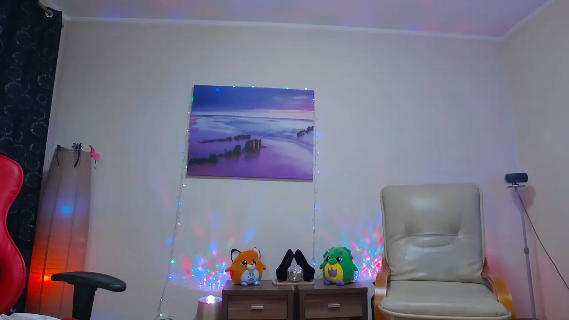 Gallery image thumbnail from Fiama77's myfreecams stream on, 11/17/2022, 04:45 image 18 of 20