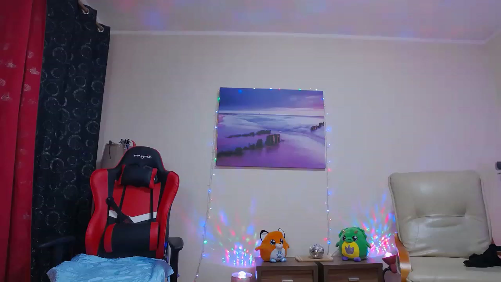 Gallery image thumbnail from Fiama77's myfreecams stream on, 11/18/2022, 01:07 image 11 of 20