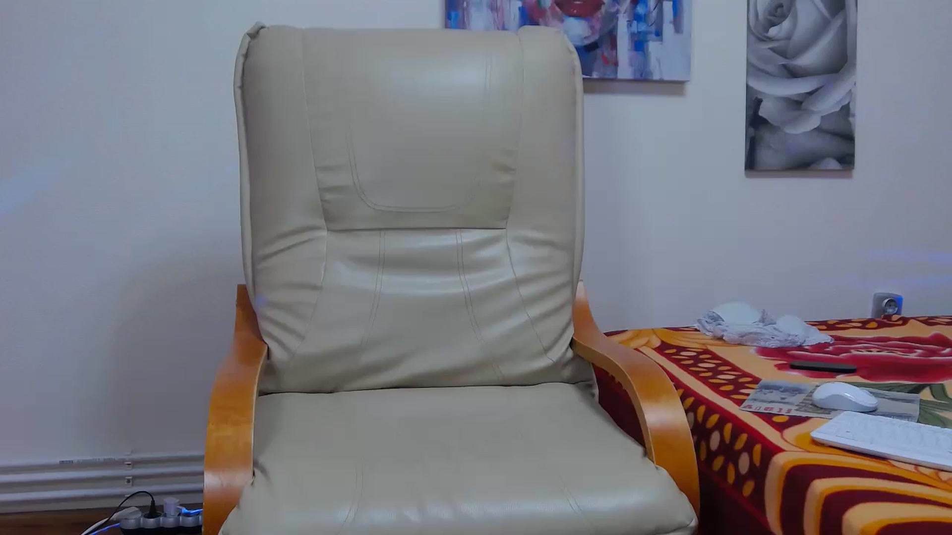 Gallery image thumbnail from Fiama77's myfreecams stream on, 11/20/2022, 01:17 image 13 of 20