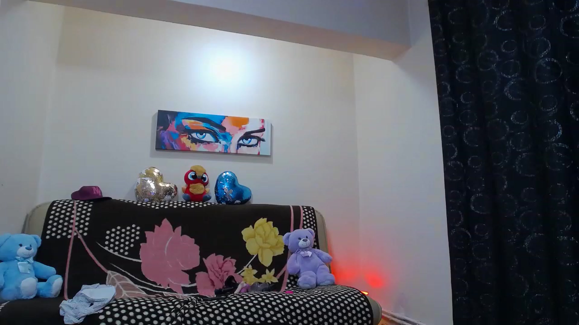 Gallery image thumbnail from Fiama77's myfreecams stream on, 11/21/2022, 01:48 image 6 of 20