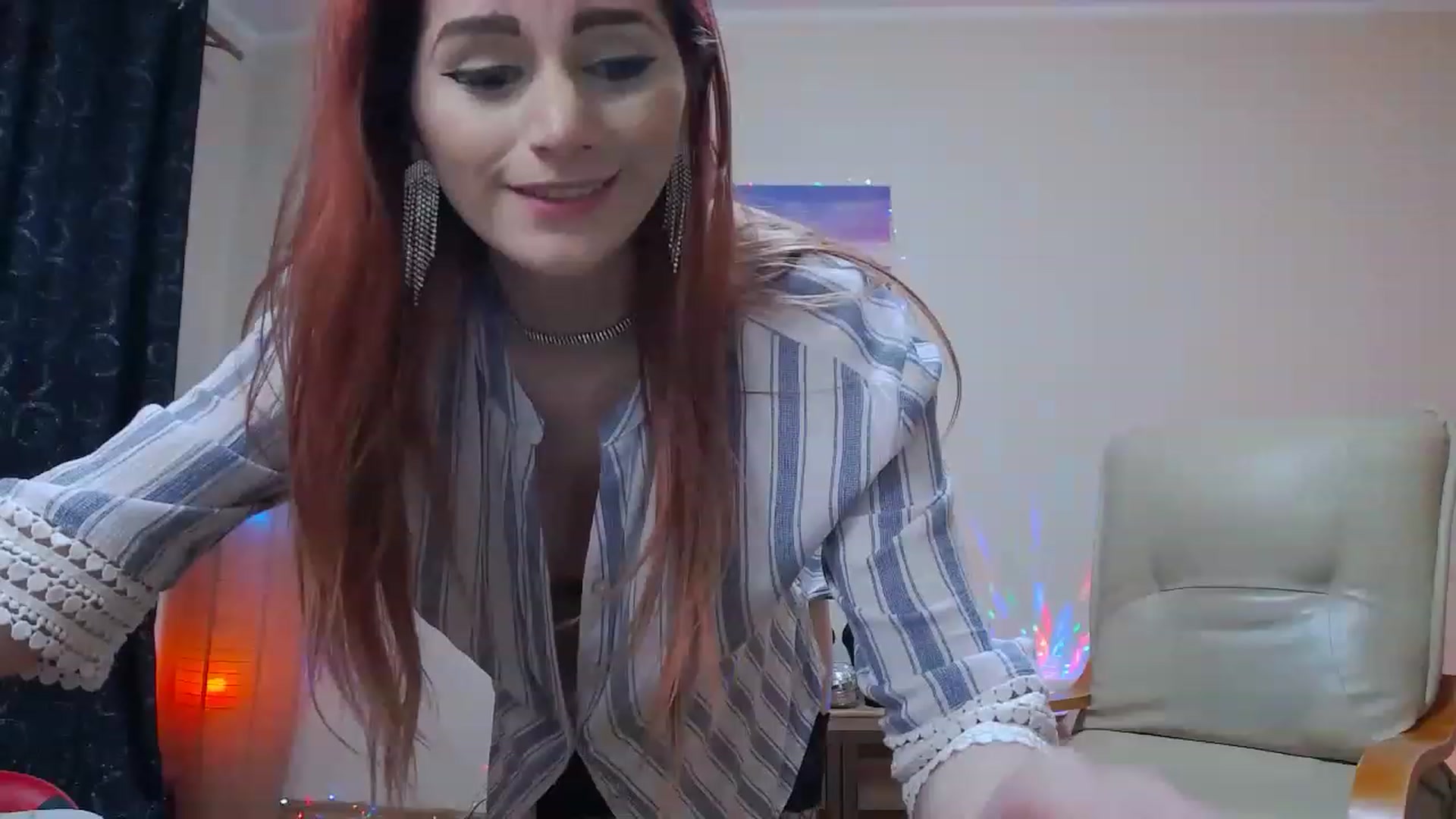 Gallery image thumbnail from Fiama77's myfreecams stream on, 11/21/2022, 06:35 image 17 of 20