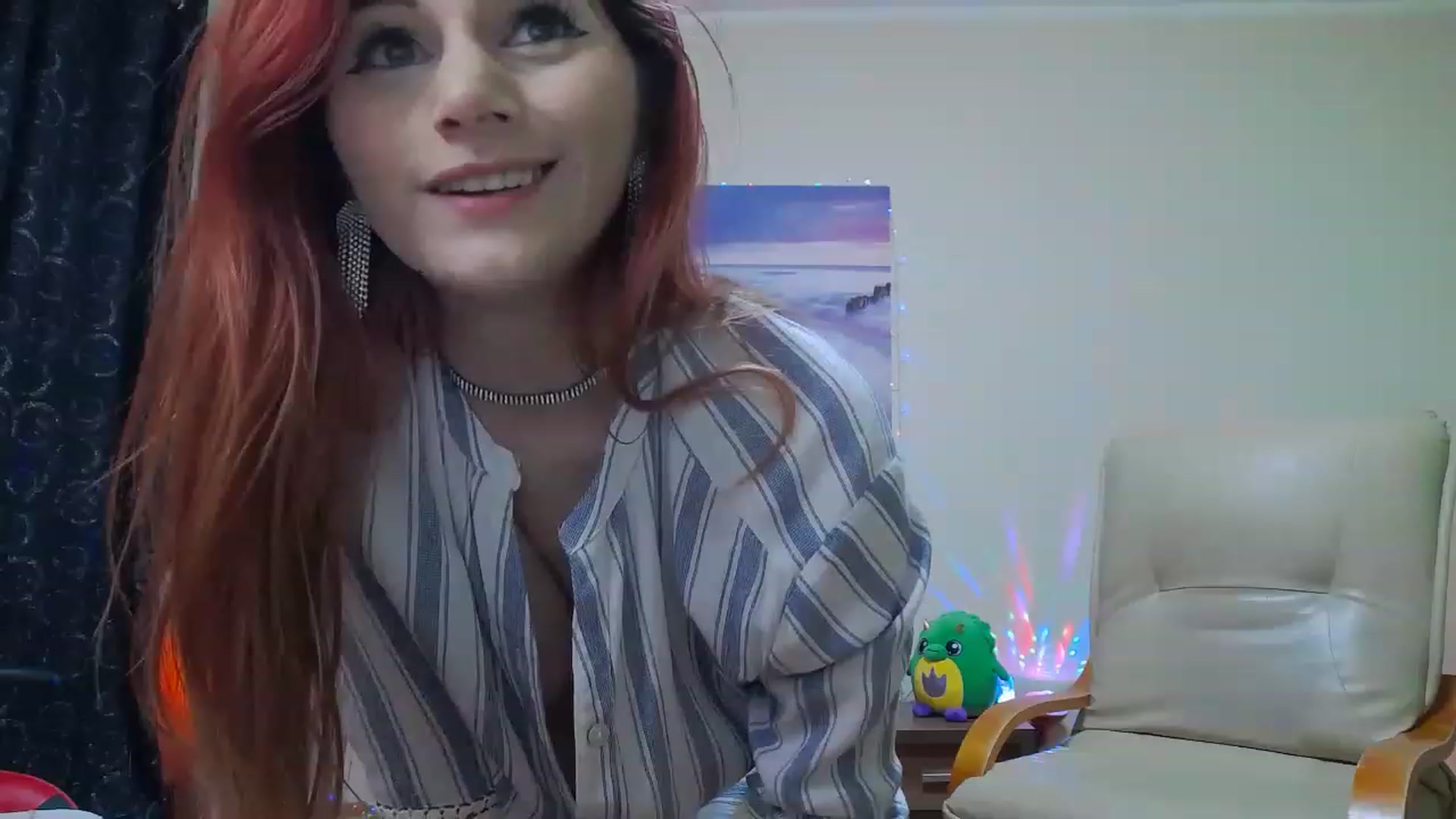 Gallery image thumbnail from Fiama77's myfreecams stream on, 11/21/2022, 06:35 image 14 of 20