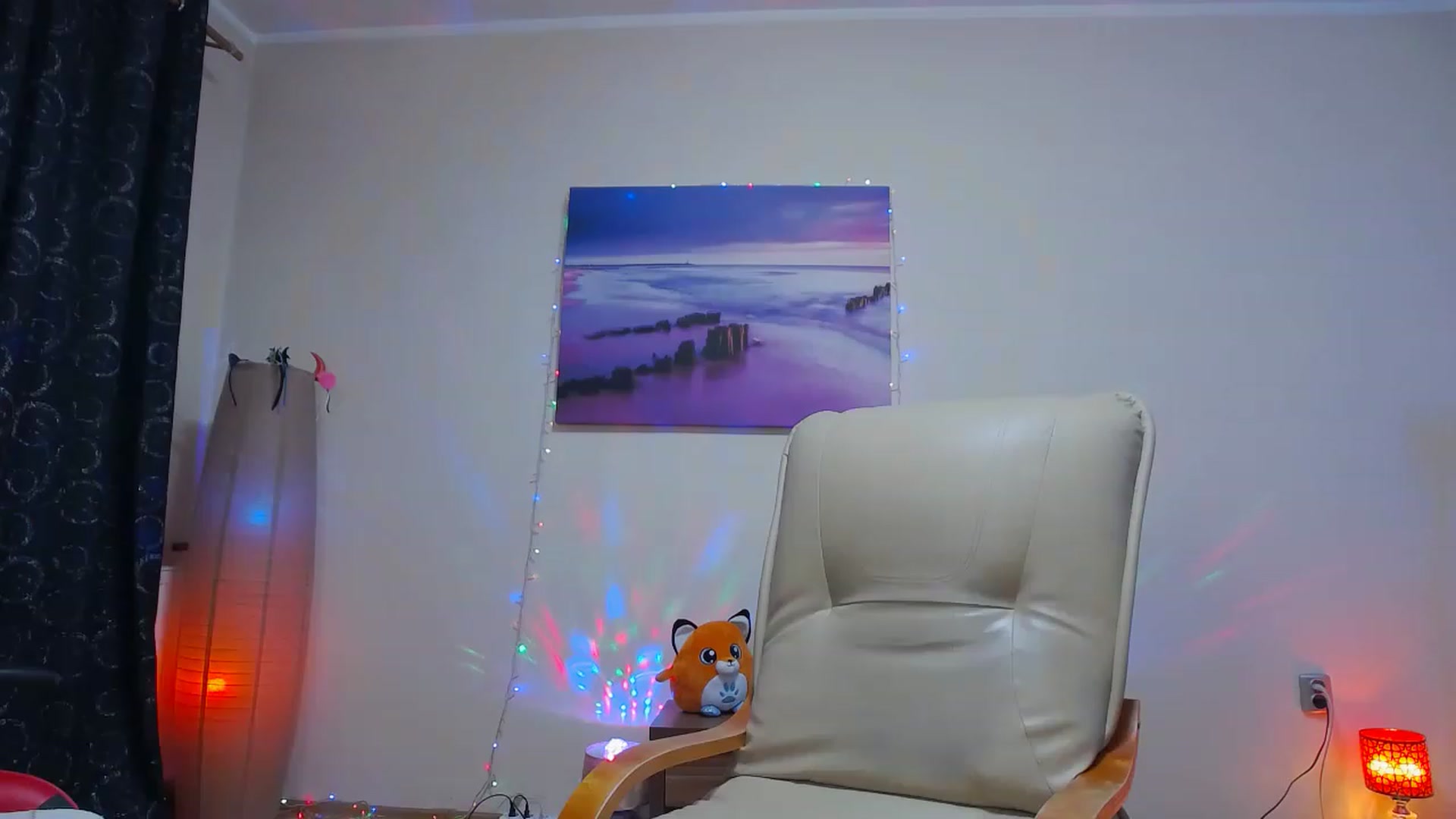 Gallery image thumbnail from Fiama77's myfreecams stream on, 11/21/2022, 06:35 image 3 of 20