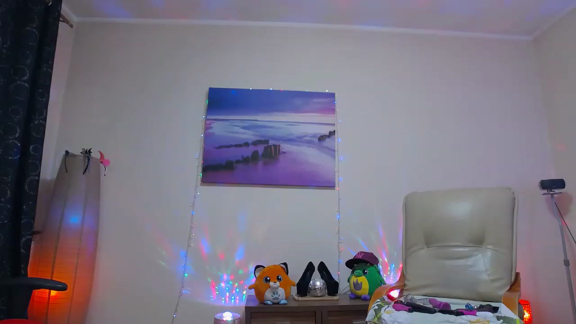 Gallery image thumbnail from Fiama77's myfreecams stream on, 11/22/2022, 04:27 image 17 of 20