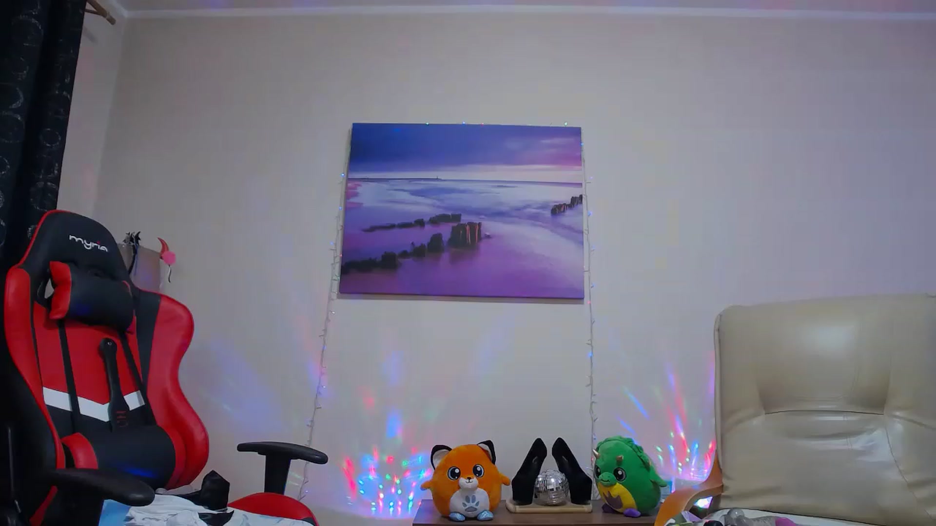 Gallery image thumbnail from Fiama77's myfreecams stream on, 11/22/2022, 04:27 image 6 of 20