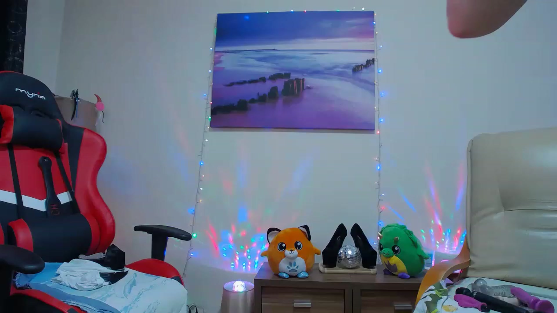 Gallery image thumbnail from Fiama77's myfreecams stream on, 11/22/2022, 04:27 image 2 of 20