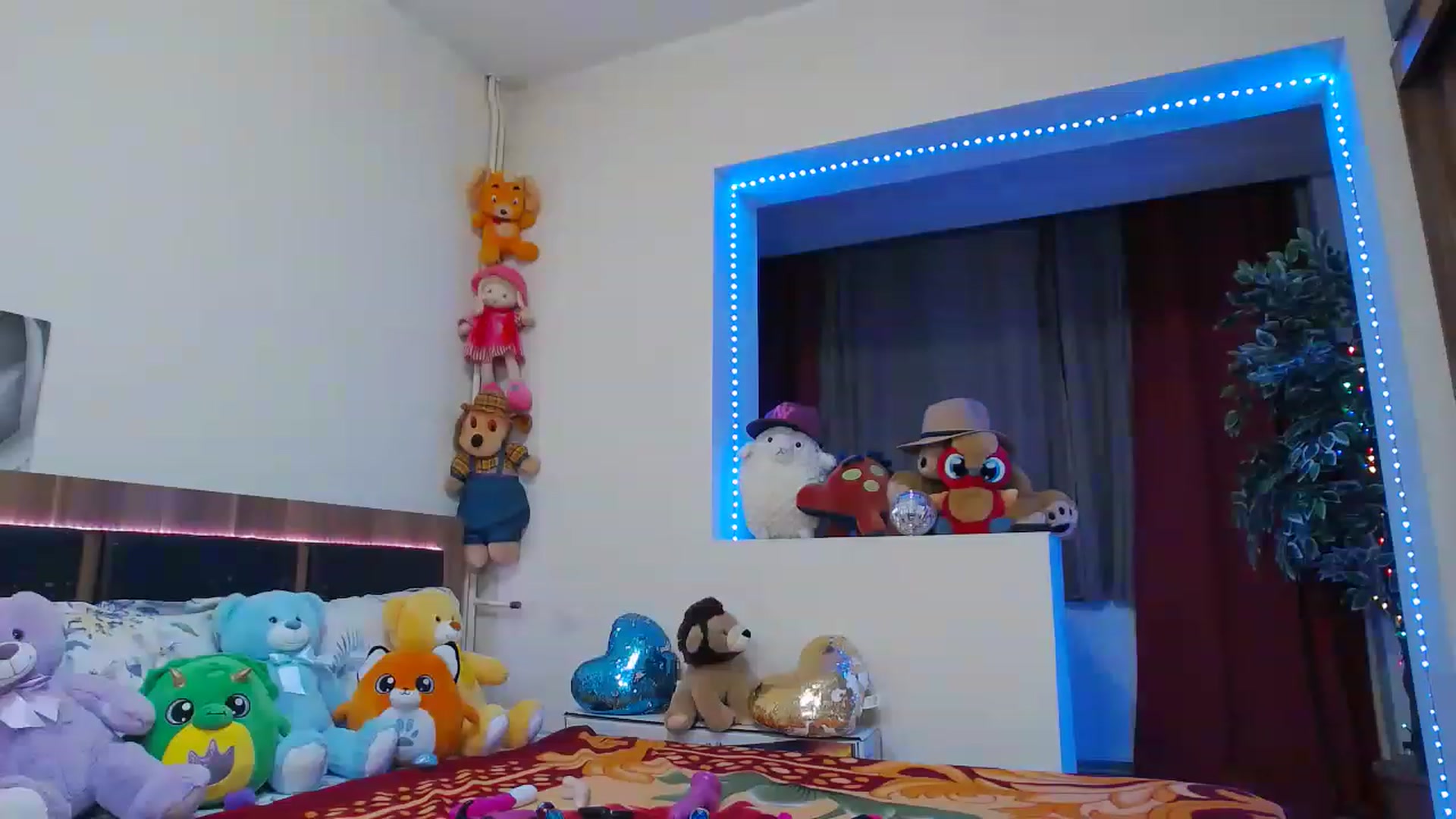 Gallery image thumbnail from Fiama77's myfreecams stream on, 04/03/2023, 22:01 image 2 of 20