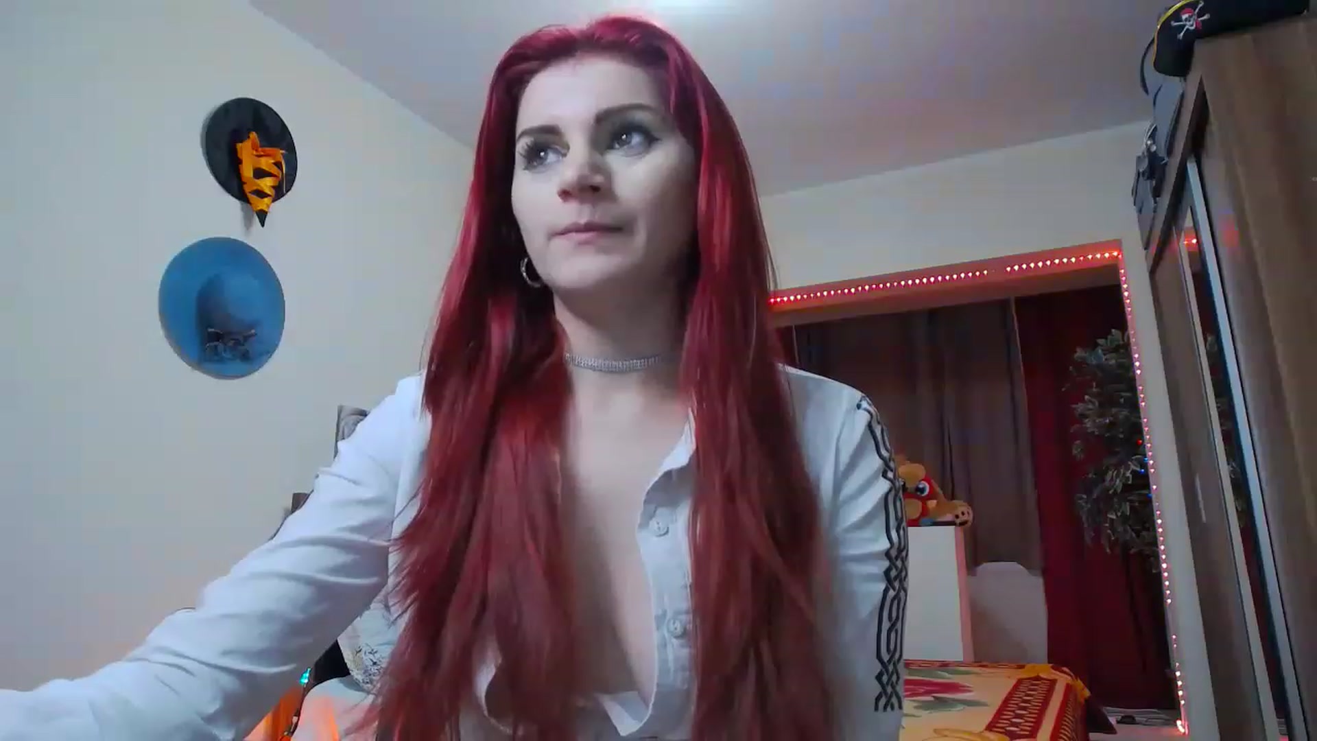 Gallery image thumbnail from Fiama77's myfreecams stream on, 04/17/2023, 07:01 image 16 of 20