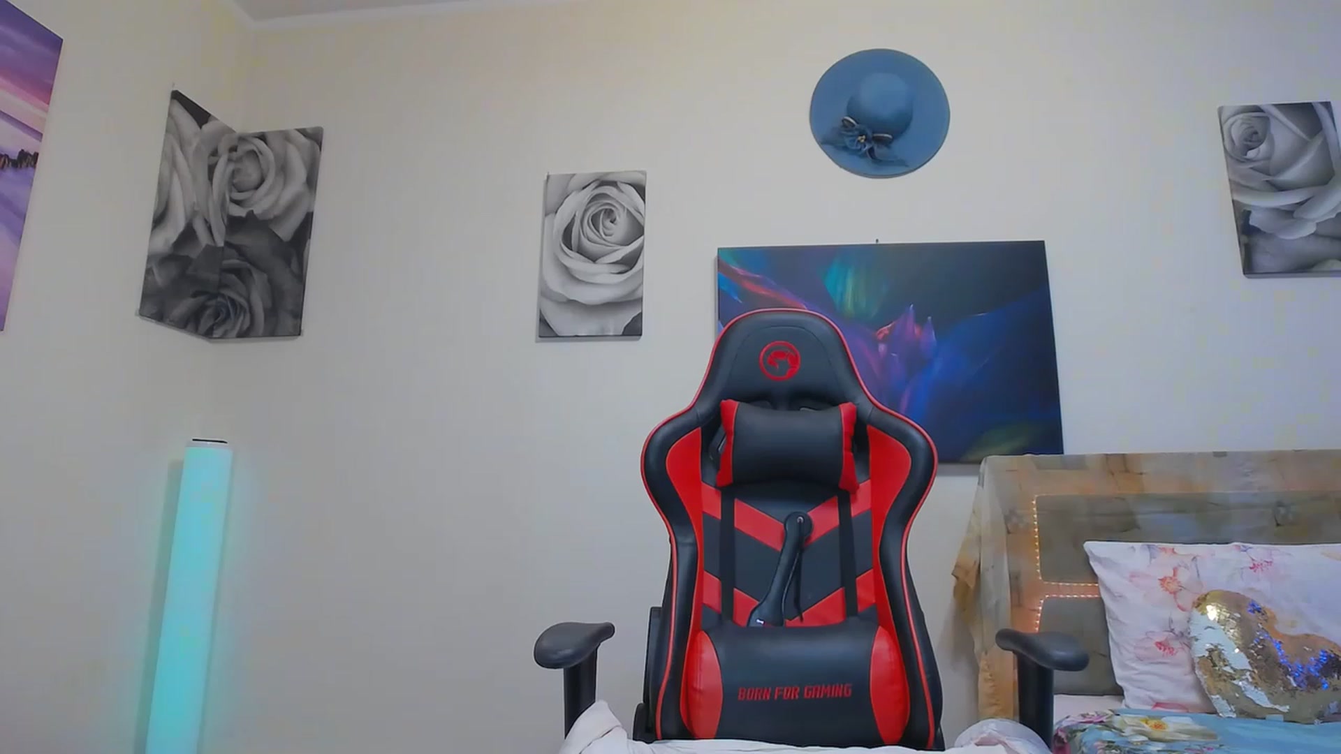 Gallery image thumbnail from Fiama77's myfreecams stream on, 06/13/2023, 02:16 image 4 of 20