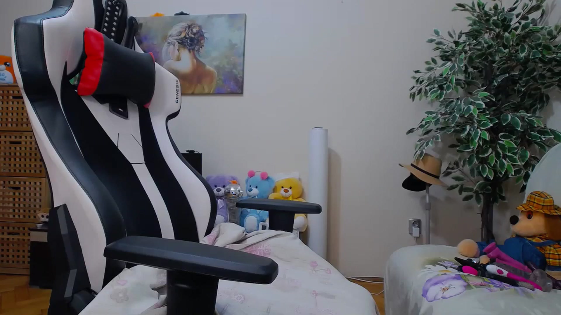 Gallery image thumbnail from Fiama77's myfreecams stream on, 01/17/2024, 01:28 image 12 of 20