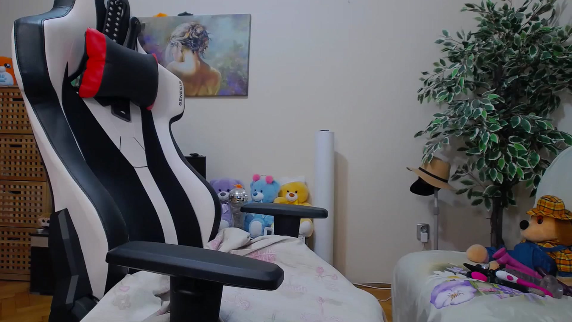 Gallery image thumbnail from Fiama77's myfreecams stream on, 01/17/2024, 01:28 image 17 of 20