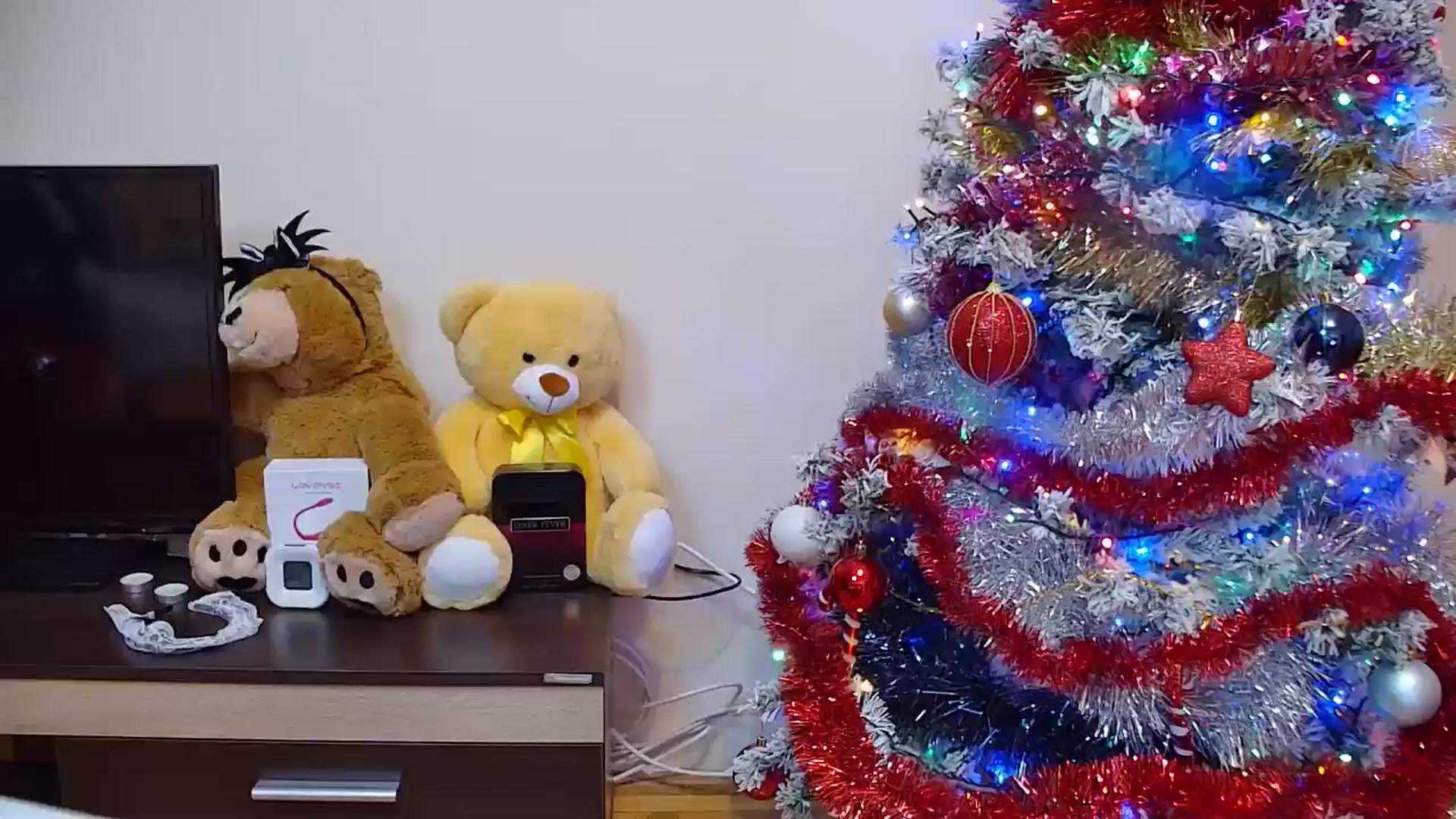 Gallery image thumbnail from Fiama77's myfreecams stream on, 01/01/2025, 07:25 image 4 of 20
