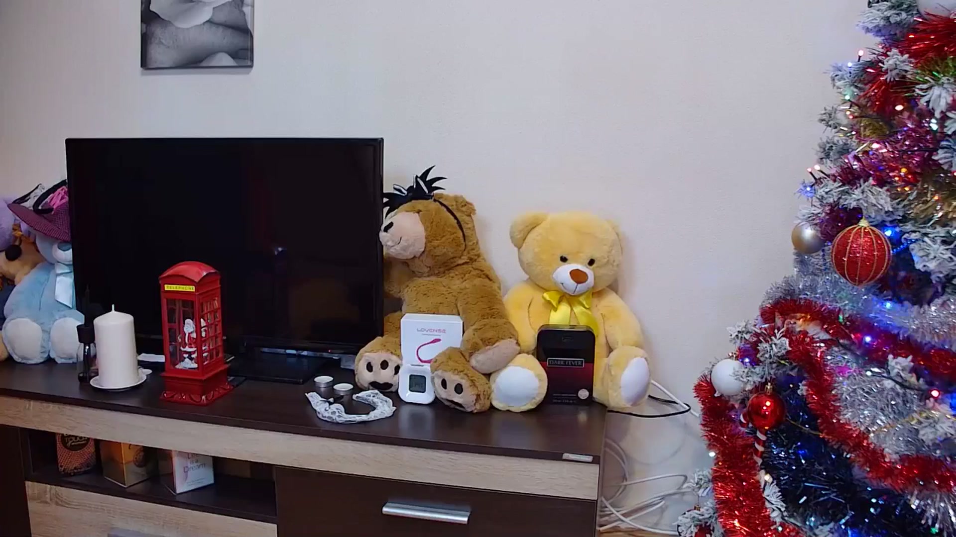 Gallery image thumbnail from Fiama77's myfreecams stream on, 01/02/2025, 02:48 image 20 of 20