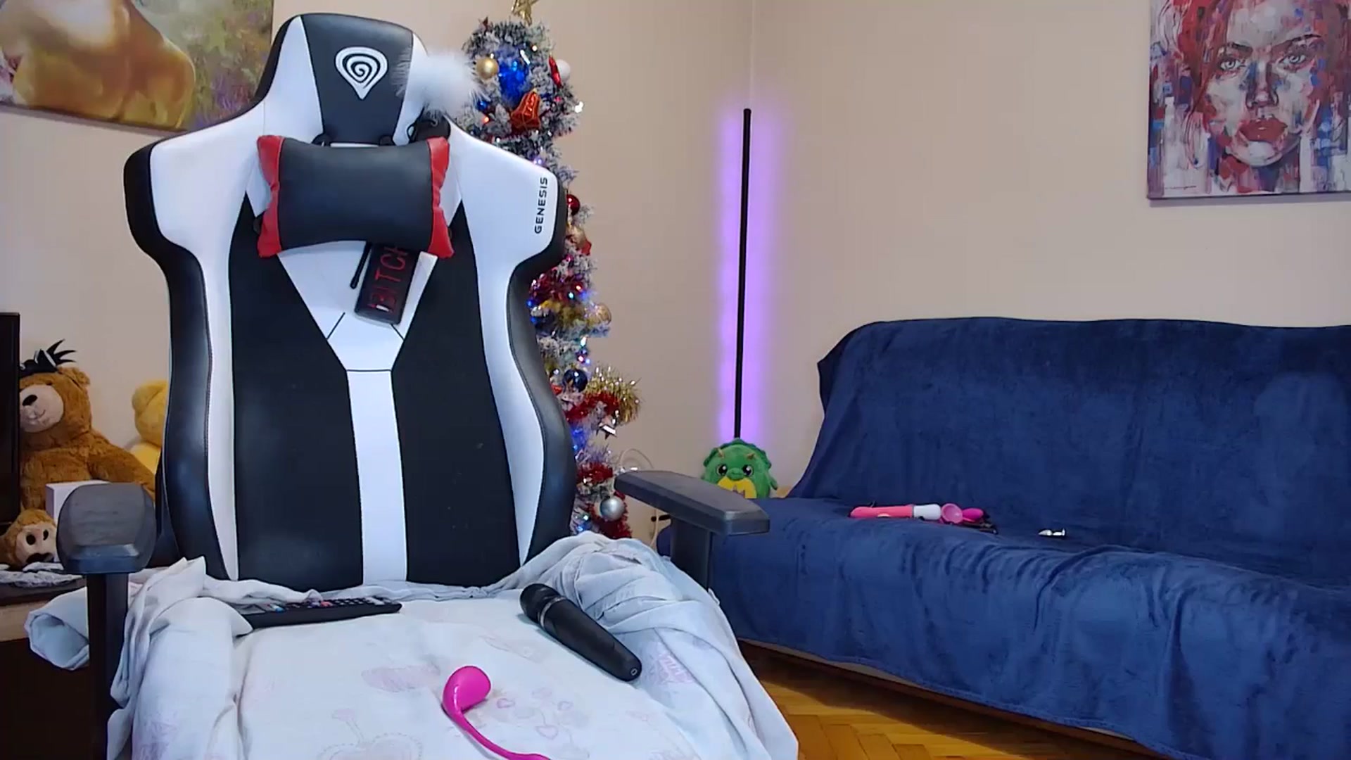 Gallery image thumbnail from Fiama77's myfreecams stream on, 01/02/2025, 08:03 image 5 of 20