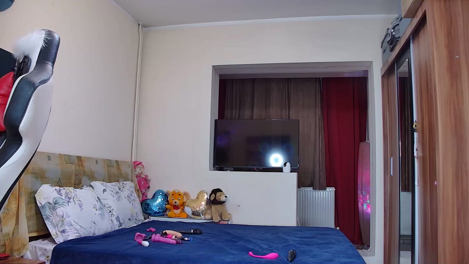 Gallery image thumbnail from Fiama77's myfreecams stream on, 01/27/2025, 07:03 image 5 of 20