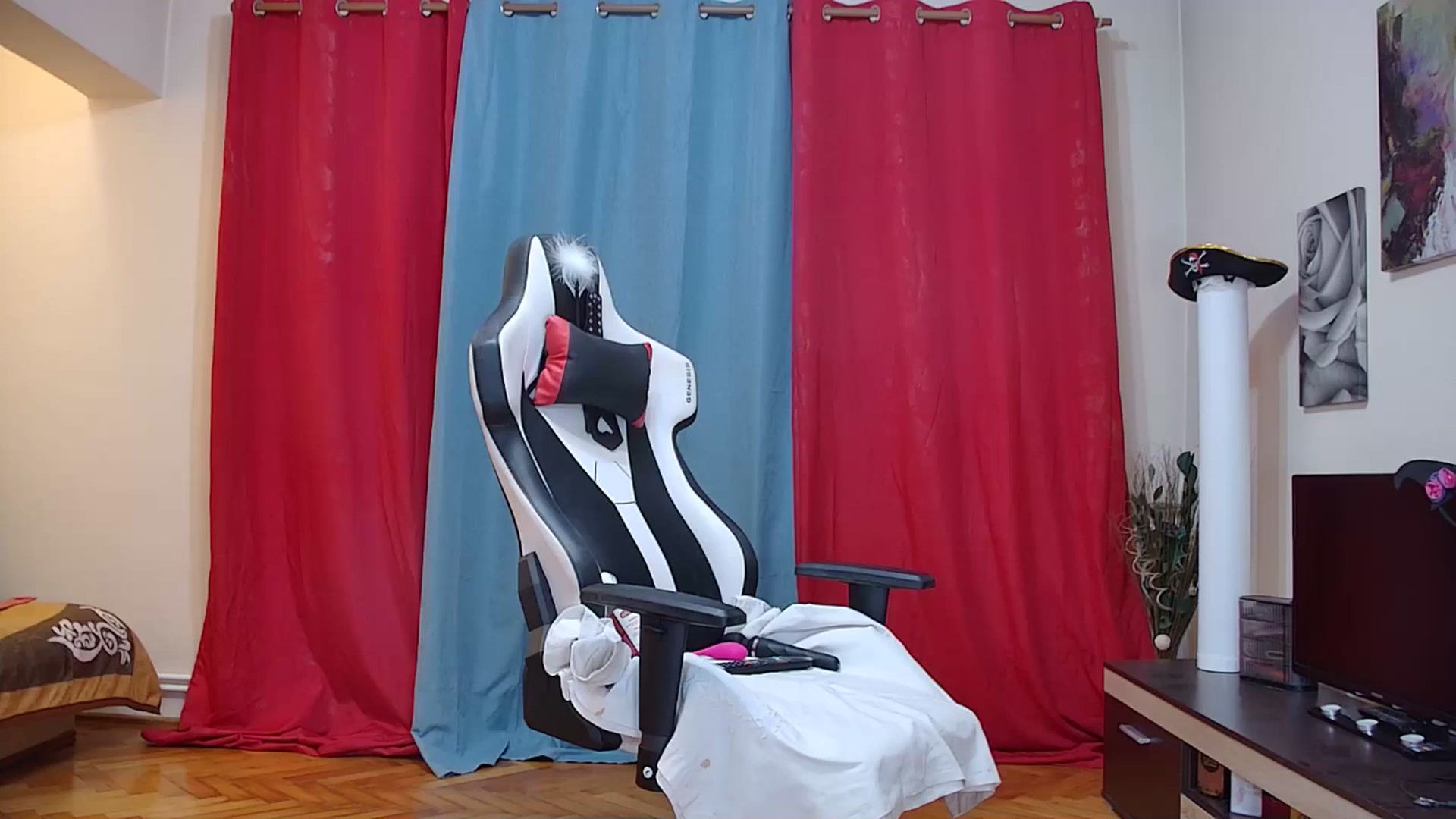 Gallery image thumbnail from Fiama77's myfreecams stream on, 11/22/2025, 01:47 image 11 of 20