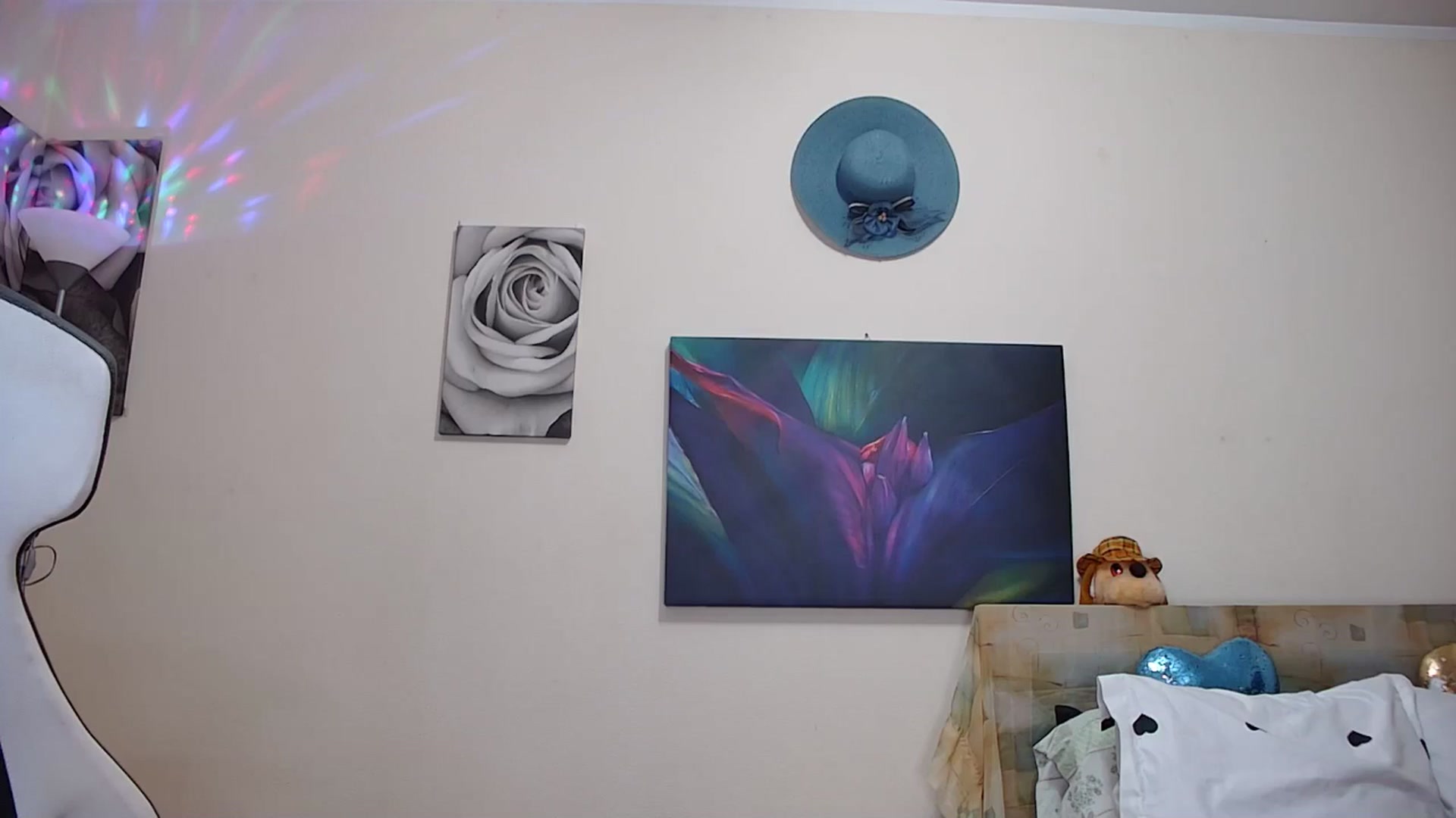 Gallery image thumbnail from Fiama77's myfreecams stream on, 02/16/2026, 05:05 image 18 of 20
