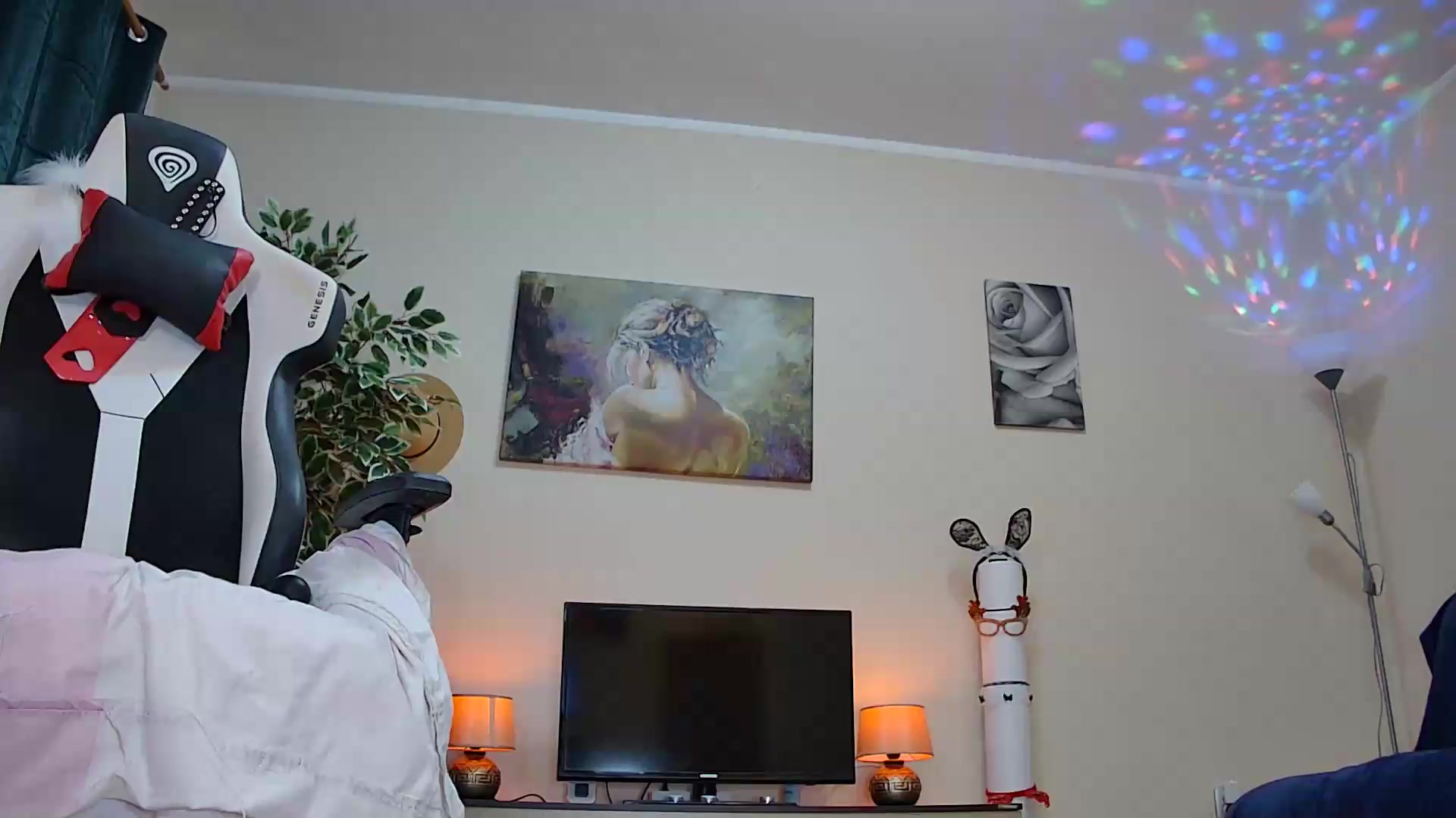 Gallery image thumbnail from Fiama77's myfreecams stream on, 08/24/2026, 24:55 image 5 of 20