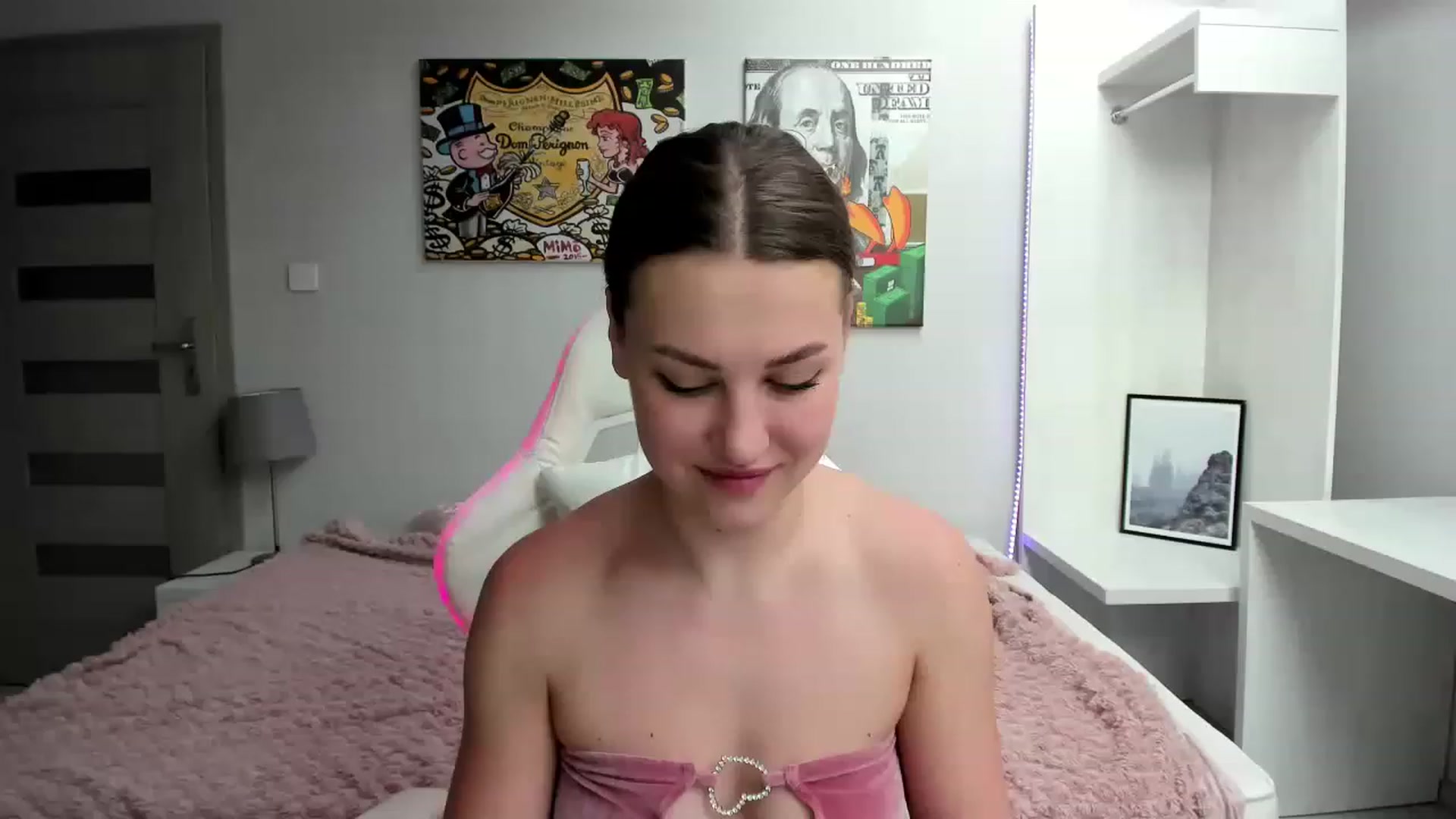 Gallery image thumbnail from FieryNikol's myfreecams stream on, 05/22/2023, 15:46 image 18 of 20
