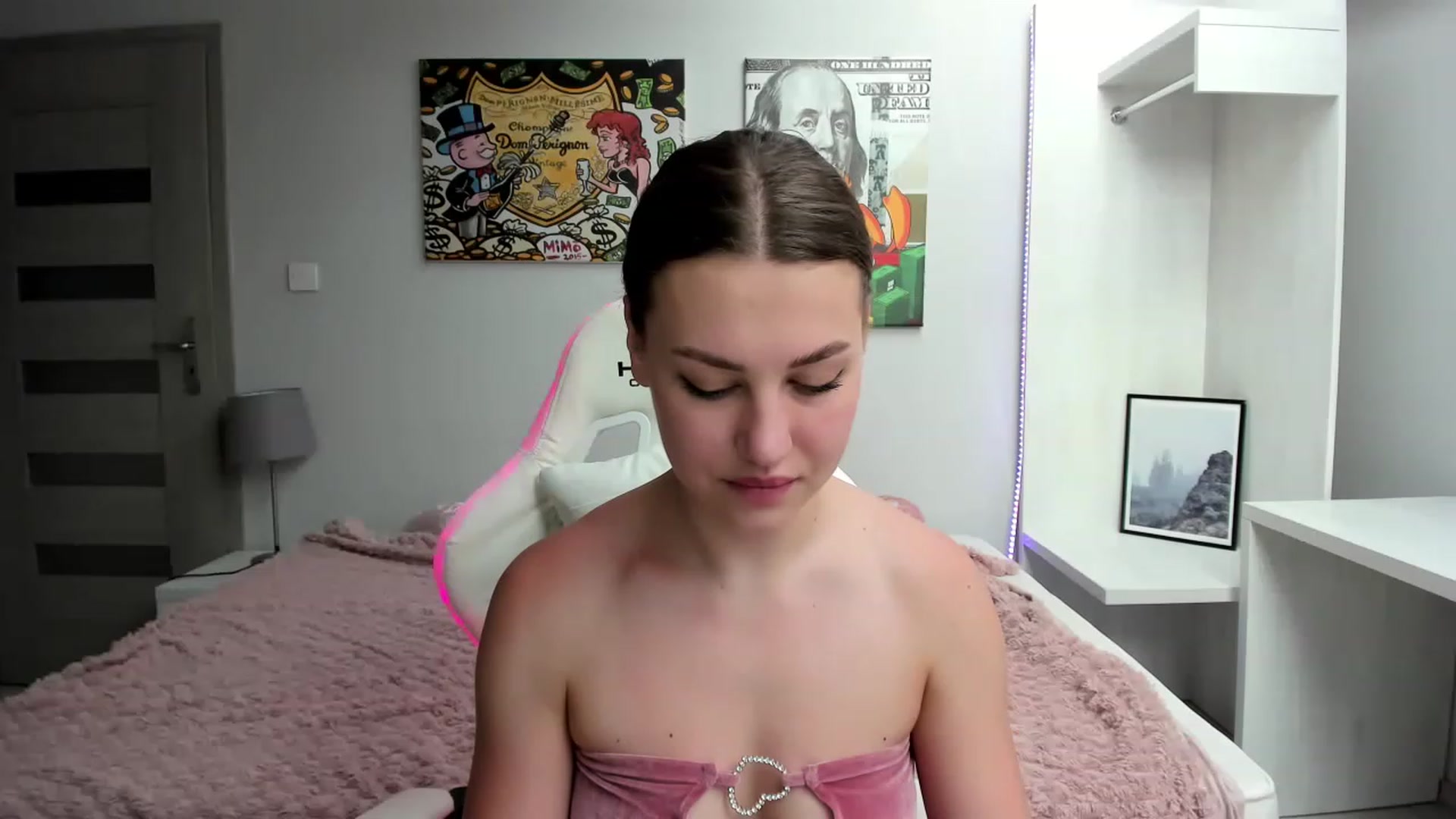 Gallery image thumbnail from FieryNikol's myfreecams stream on, 05/22/2023, 15:46 image 19 of 20