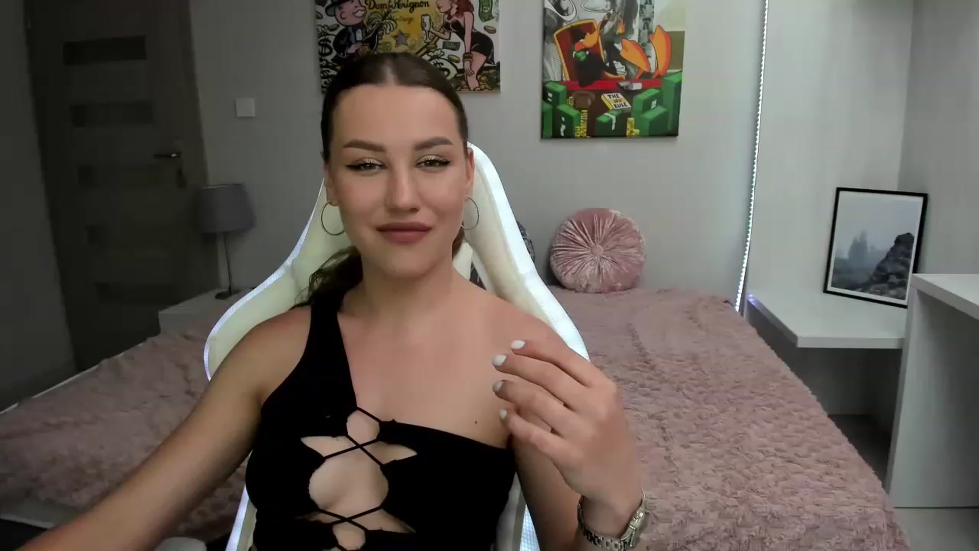 Gallery image thumbnail from FieryNikol's myfreecams stream on, 05/23/2023, 14:41 image 12 of 20