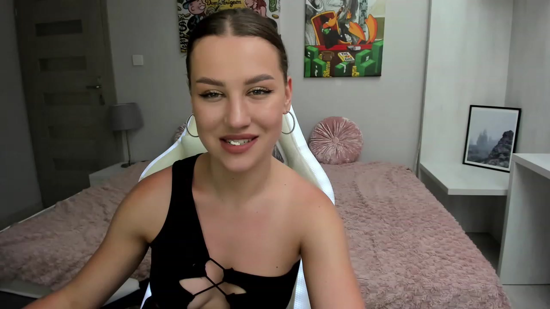 Gallery image thumbnail from FieryNikol's myfreecams stream on, 05/23/2023, 14:41 image 3 of 20