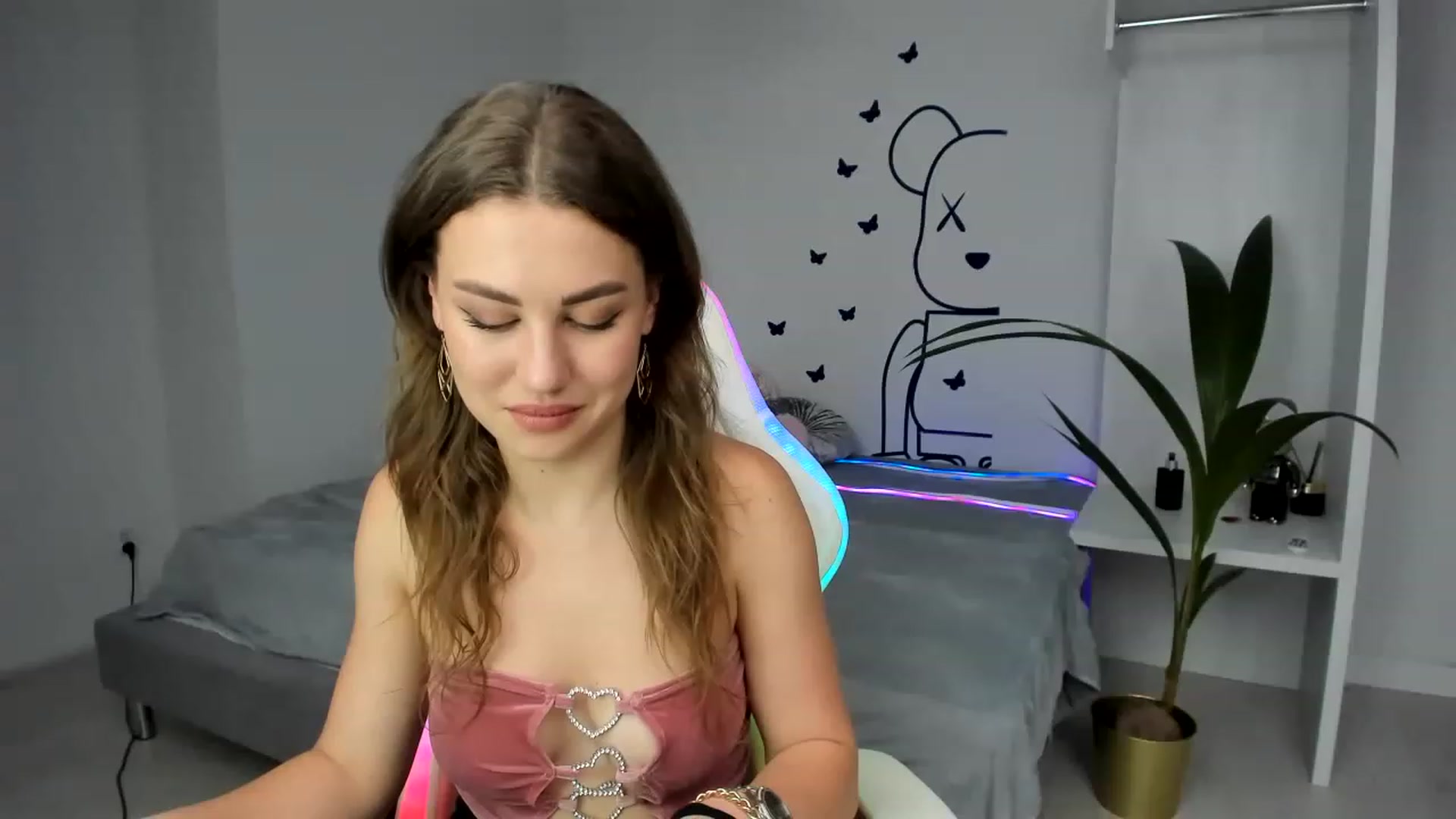 Gallery image thumbnail from FieryNikol's myfreecams stream on, 05/25/2023, 15:30 image 2 of 20