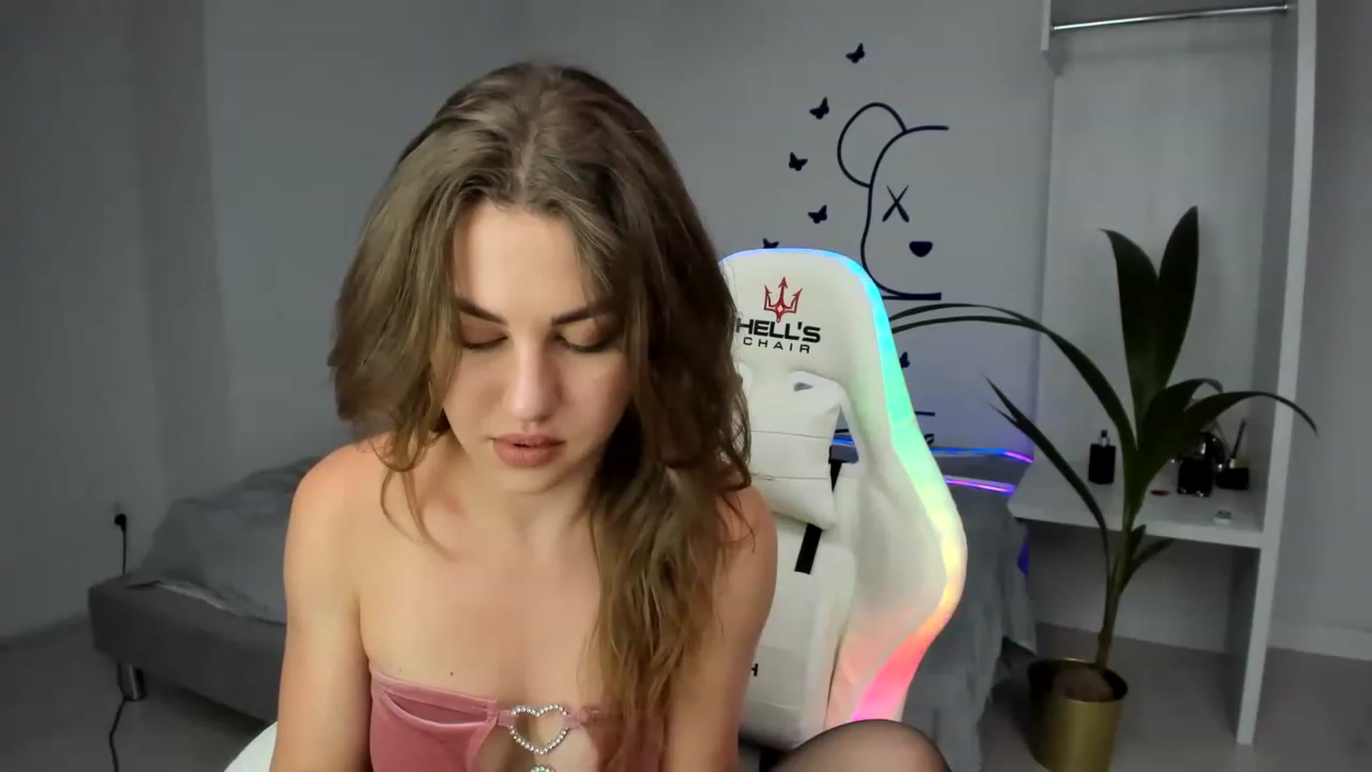 Gallery image thumbnail from FieryNikol's myfreecams stream on, 05/25/2023, 15:30 image 19 of 20