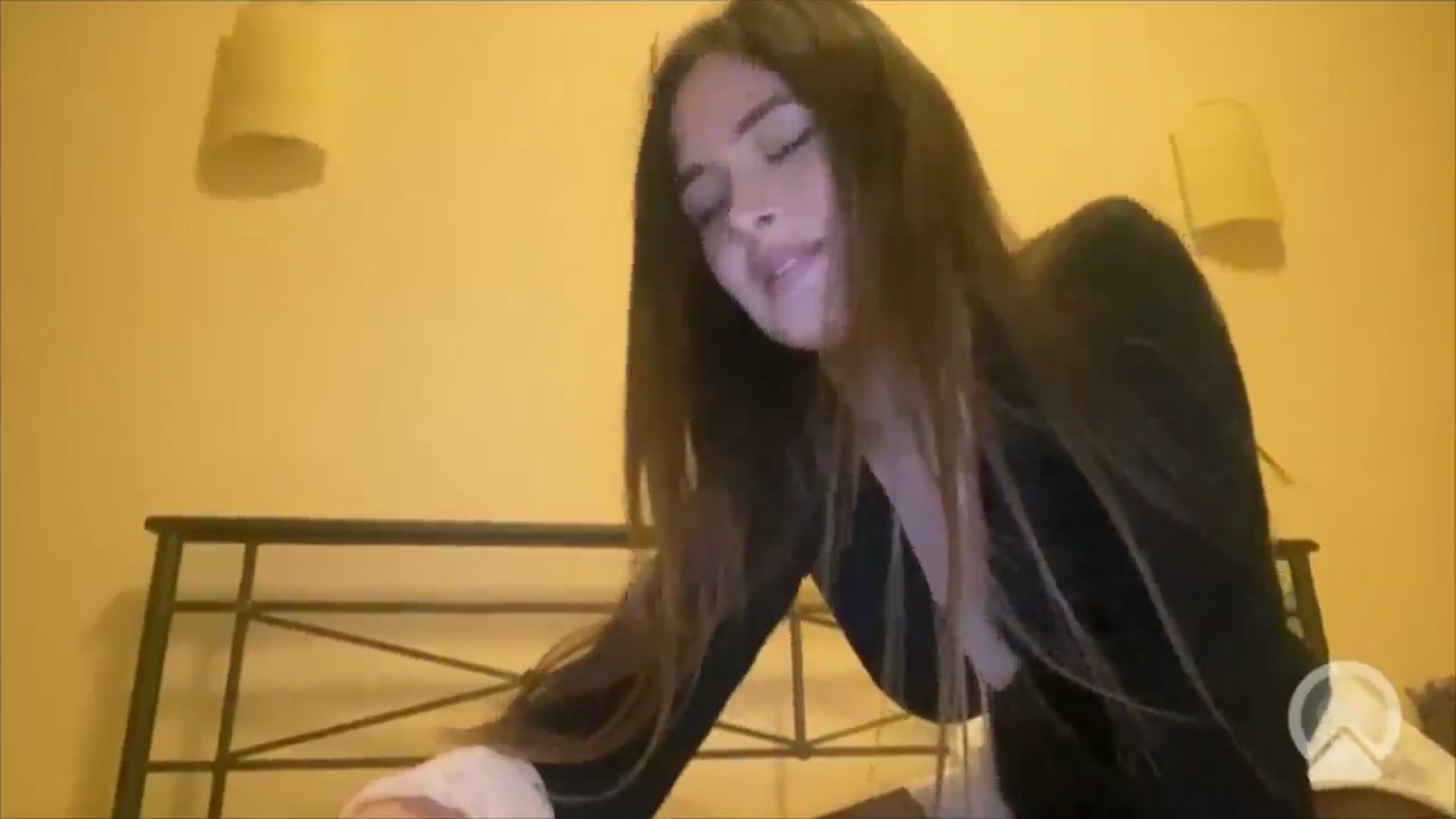 Gallery image thumbnail from Fiery_Angel1's myfreecams stream on, 12/28/2025, 14:55 image 12 of 20