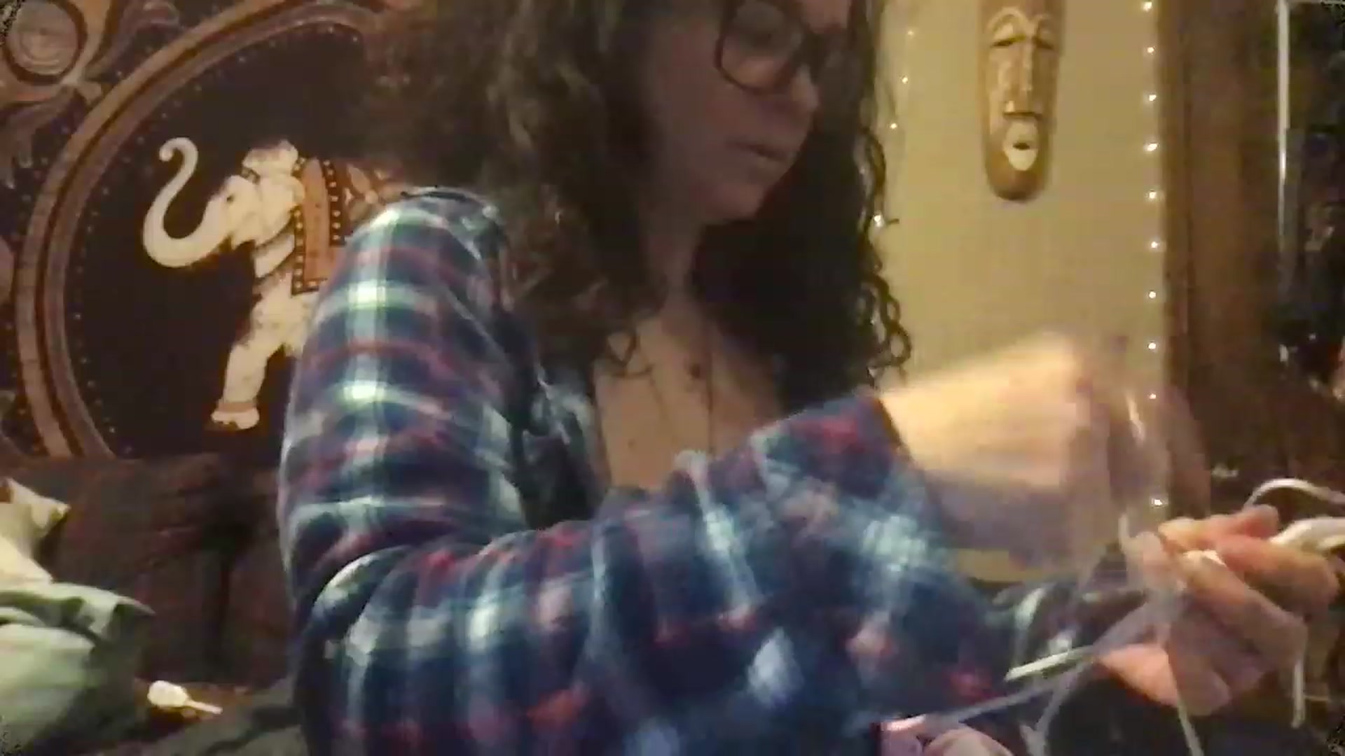 Gallery image thumbnail from Fifilarue1313's myfreecams stream on, 11/16/2022, 14:16 image 7 of 20