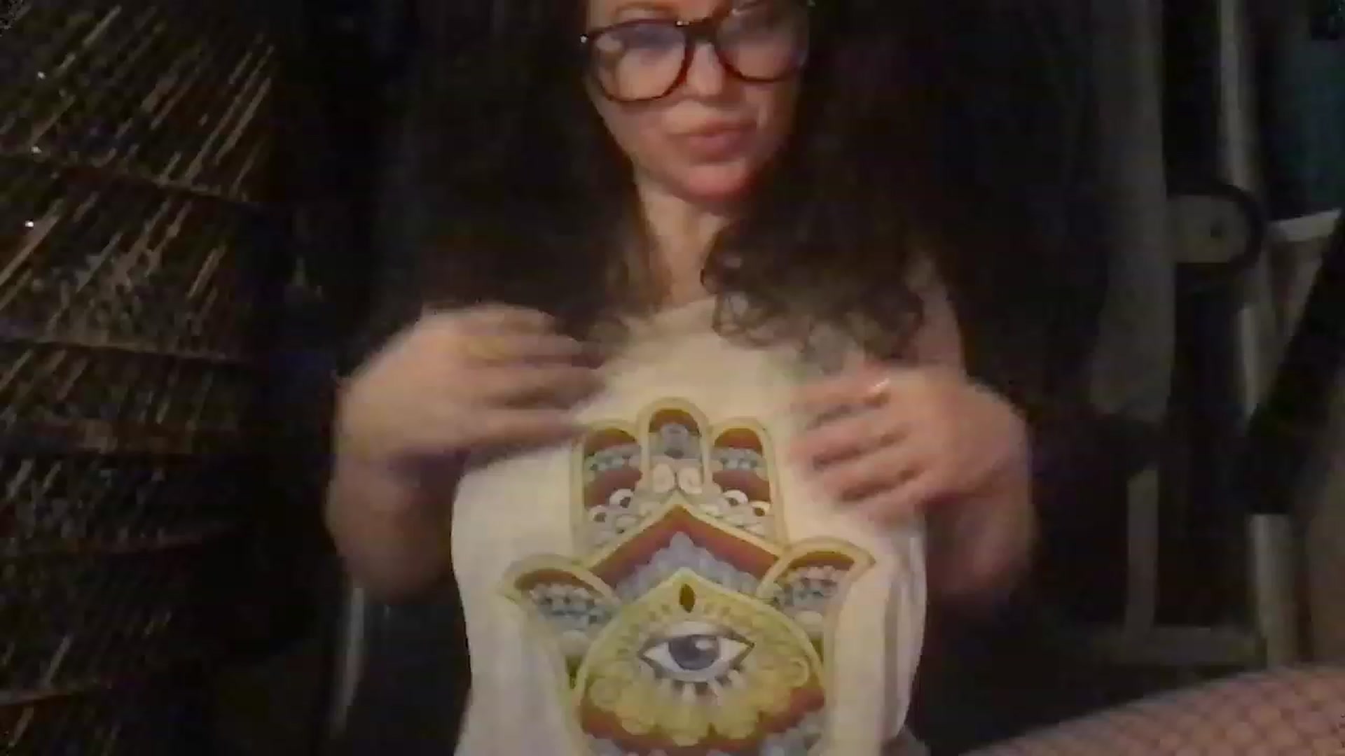 Gallery image thumbnail from Fifilarue1313's myfreecams stream on, 11/21/2022, 11:53 image 20 of 20