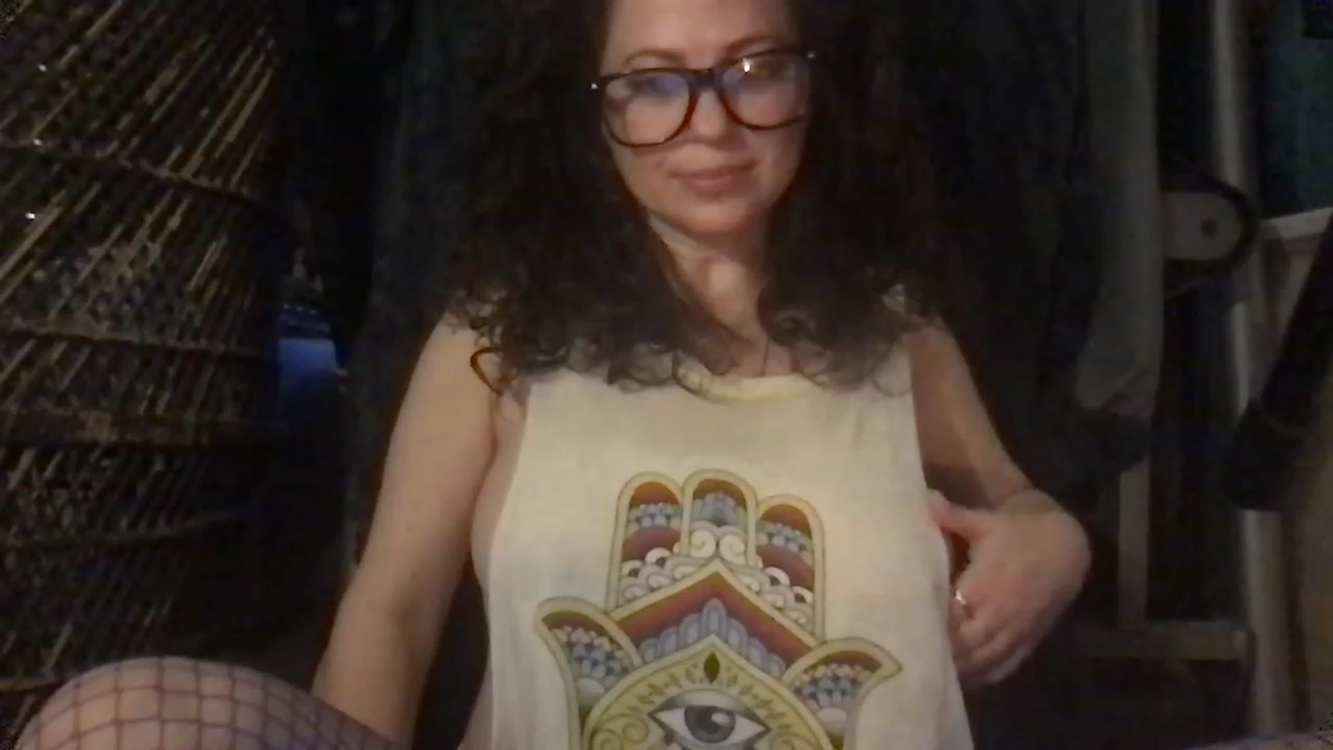 Gallery image thumbnail from Fifilarue1313's myfreecams stream on, 11/21/2022, 11:53 image 16 of 20