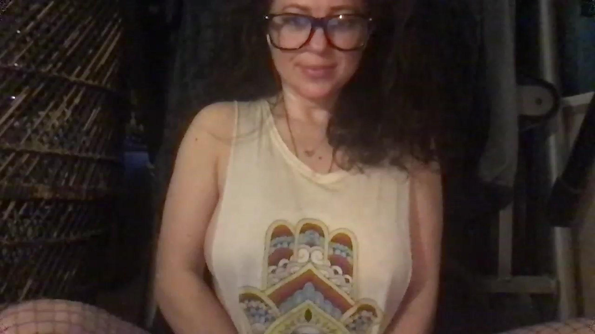 Gallery image thumbnail from Fifilarue1313's myfreecams stream on, 11/21/2022, 11:53 image 10 of 20