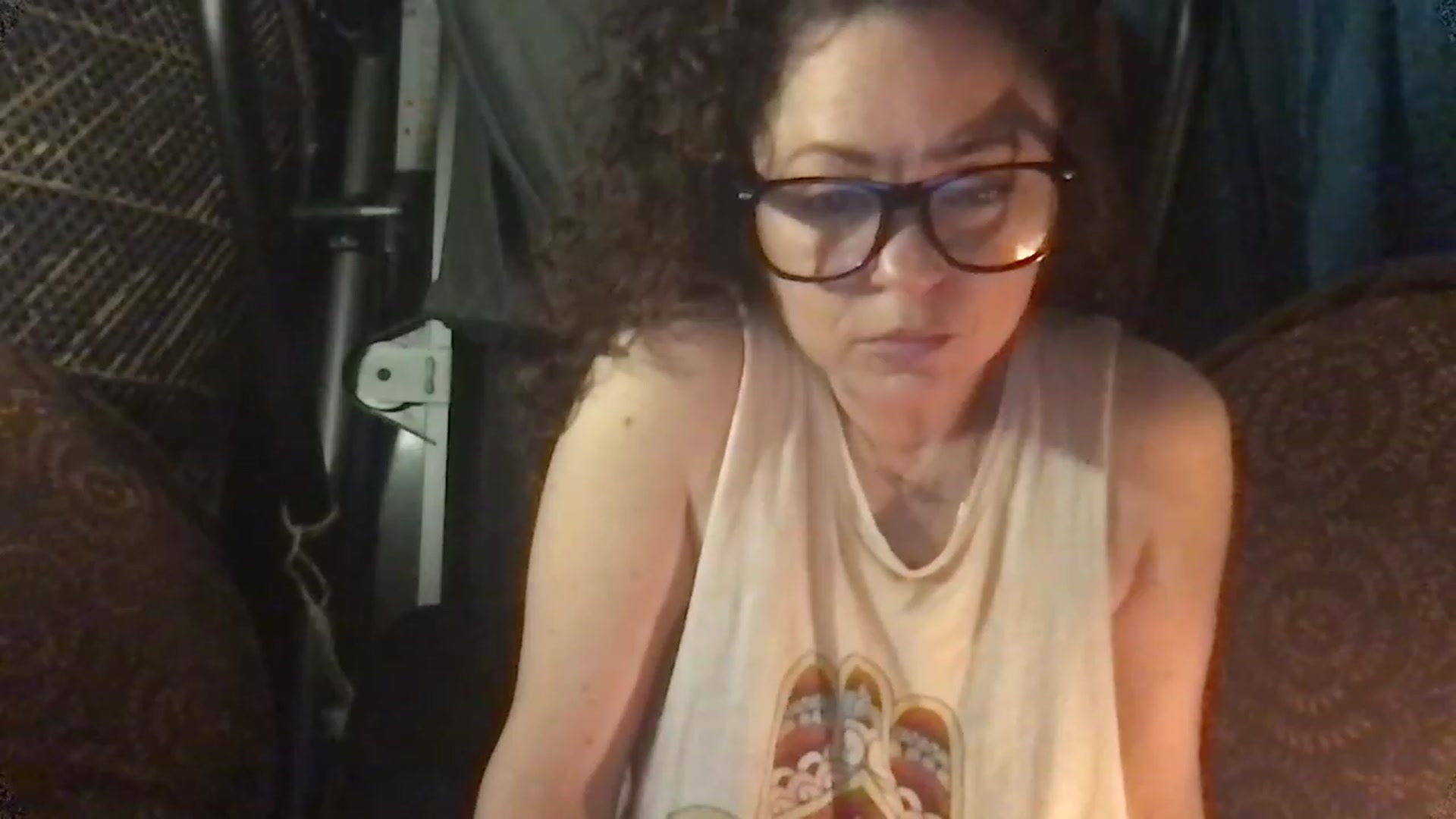 Gallery image thumbnail from Fifilarue1313's myfreecams stream on, 12/06/2022, 10:07 image 11 of 20