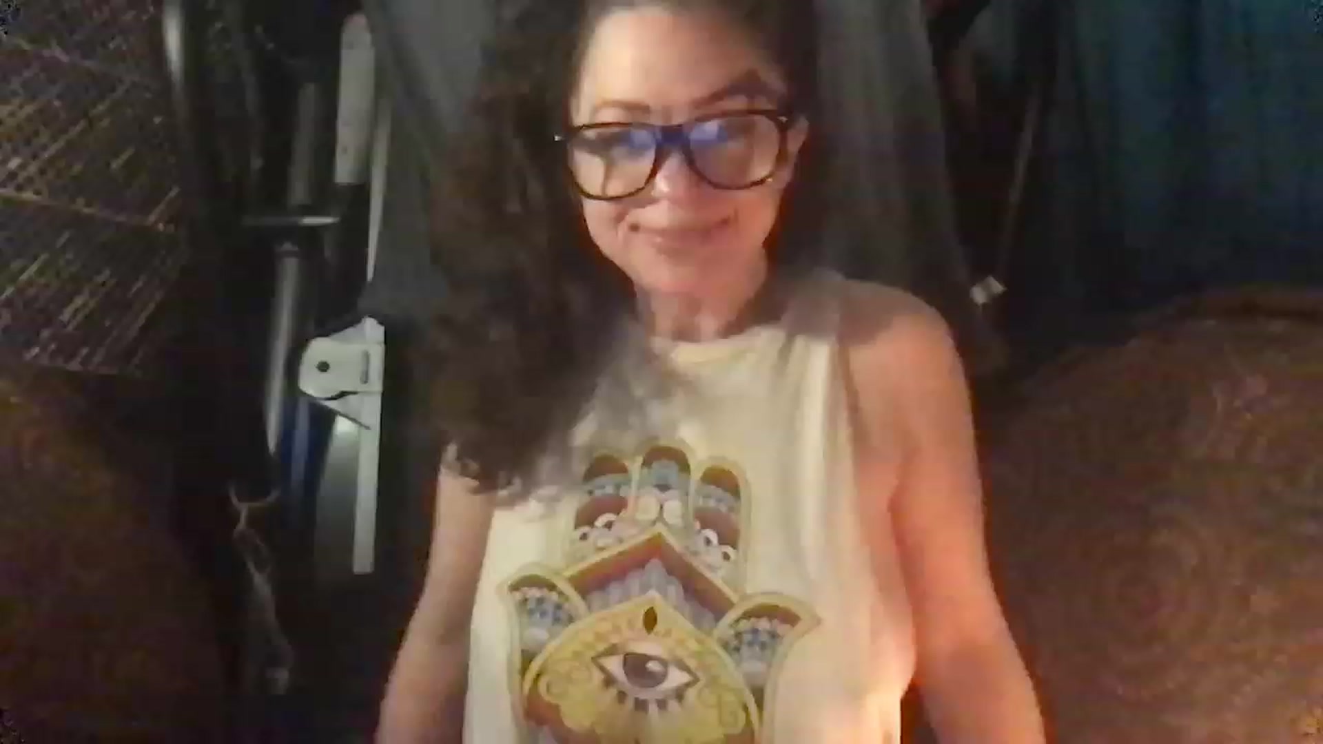 Gallery image thumbnail from Fifilarue1313's myfreecams stream on, 12/06/2022, 10:07 image 20 of 20