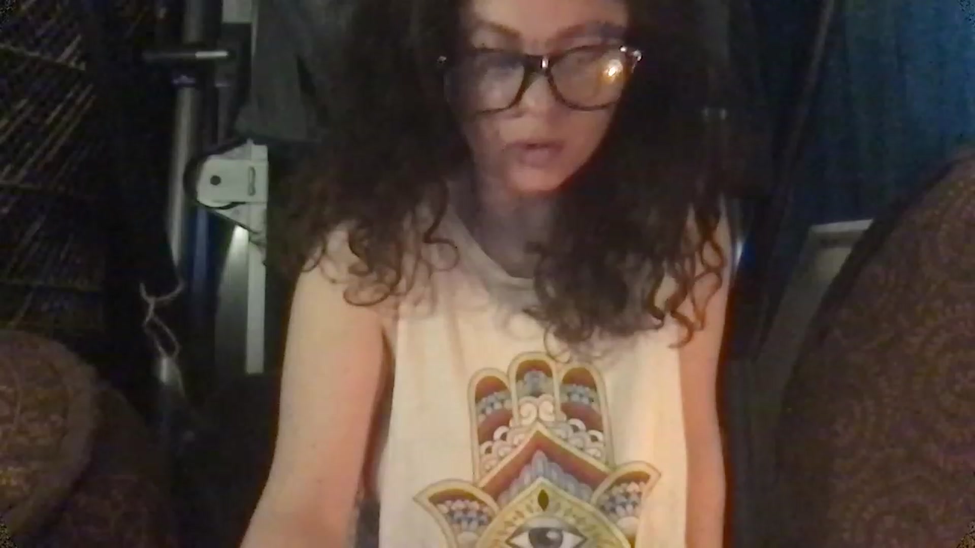Gallery image thumbnail from Fifilarue1313's myfreecams stream on, 12/07/2022, 14:05 image 12 of 20
