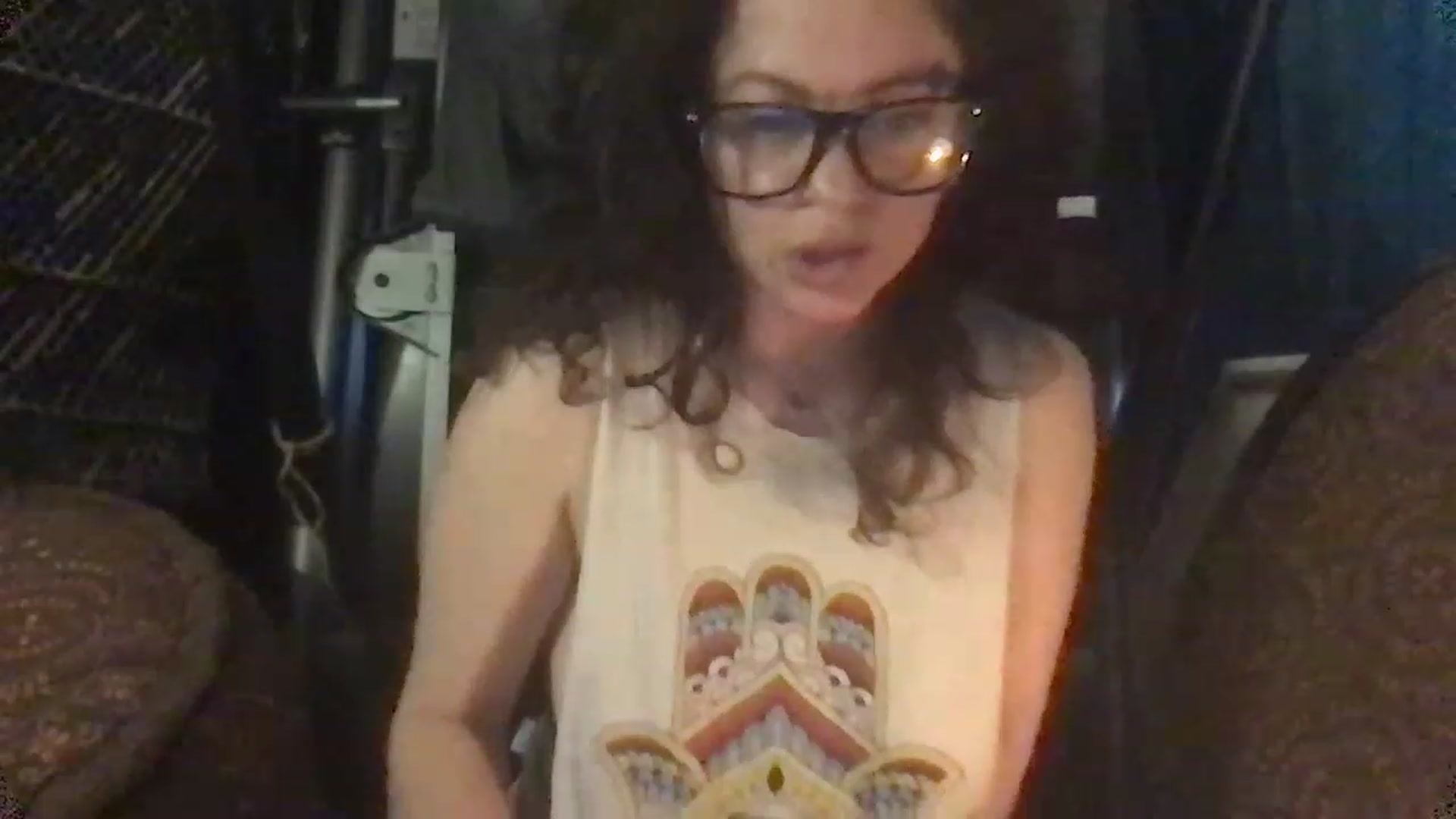 Gallery image thumbnail from Fifilarue1313's myfreecams stream on, 12/07/2022, 14:05 image 17 of 20